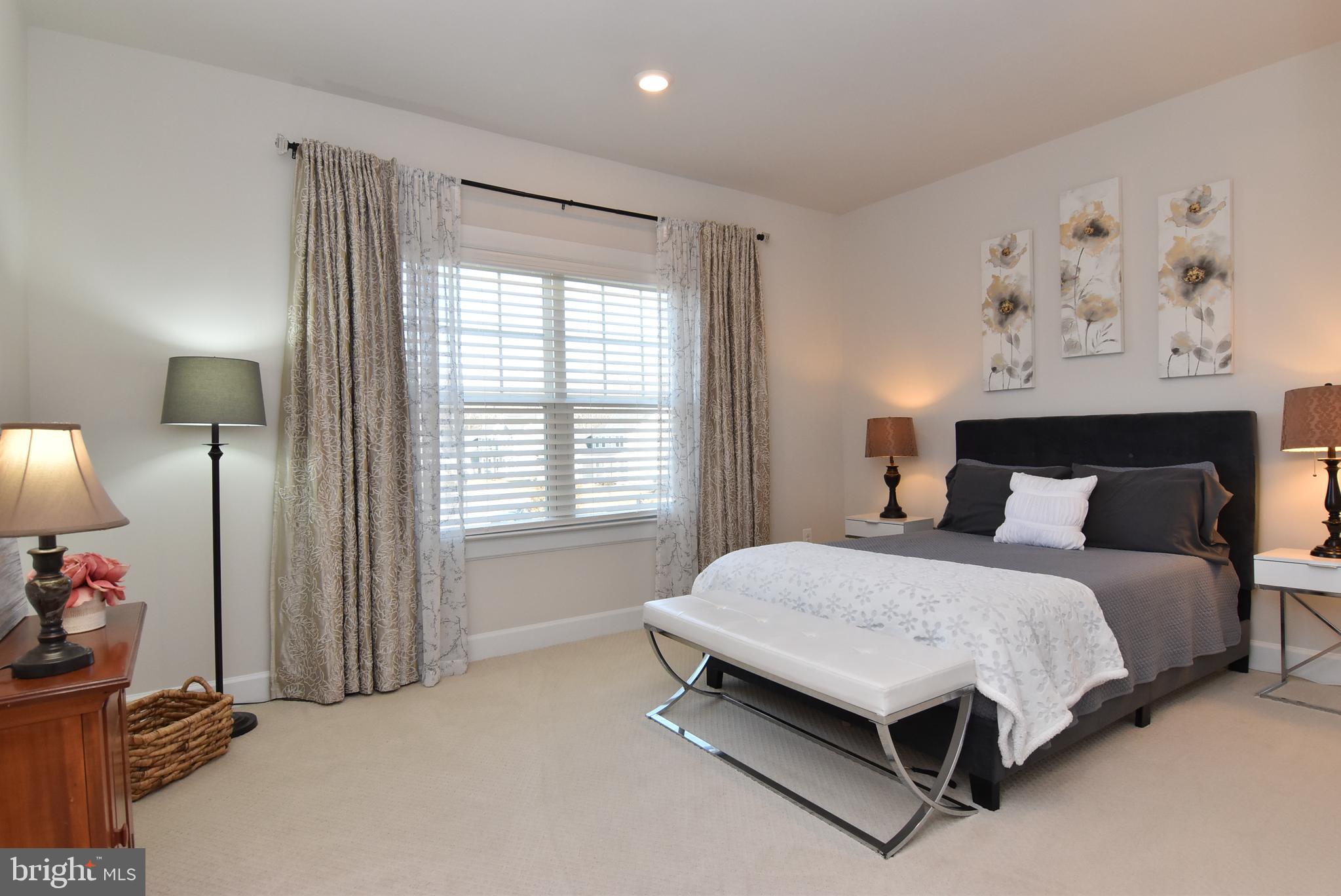 WELLESLEY AT HIDDEN MEADOWS - Residential