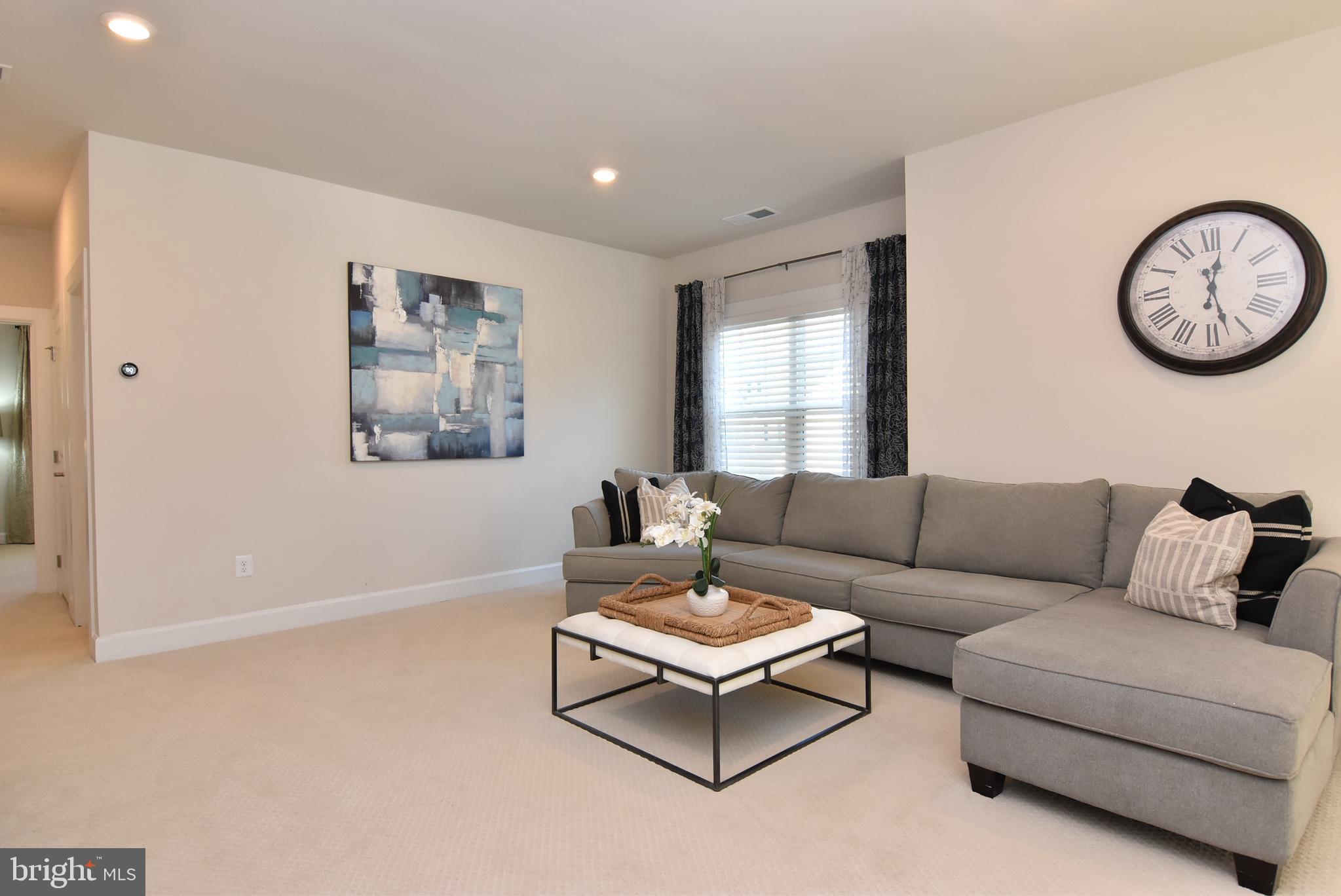 WELLESLEY AT HIDDEN MEADOWS - Residential