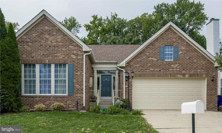 Stunning contemporary ranch  home provides a perfect environment for casual living and entertaining. Many recent updates include new roof, fresh paint, new carpet, refinished wood floors & more. 10 ft ceilings on 1st floor with bright skylights and an amazing kitchen w, island, bottom freezer side by side & ceramic floors. Mstr bath w/ soaking tub. Finished w/o bsmt w/rec rm, 2 dens & full bath.