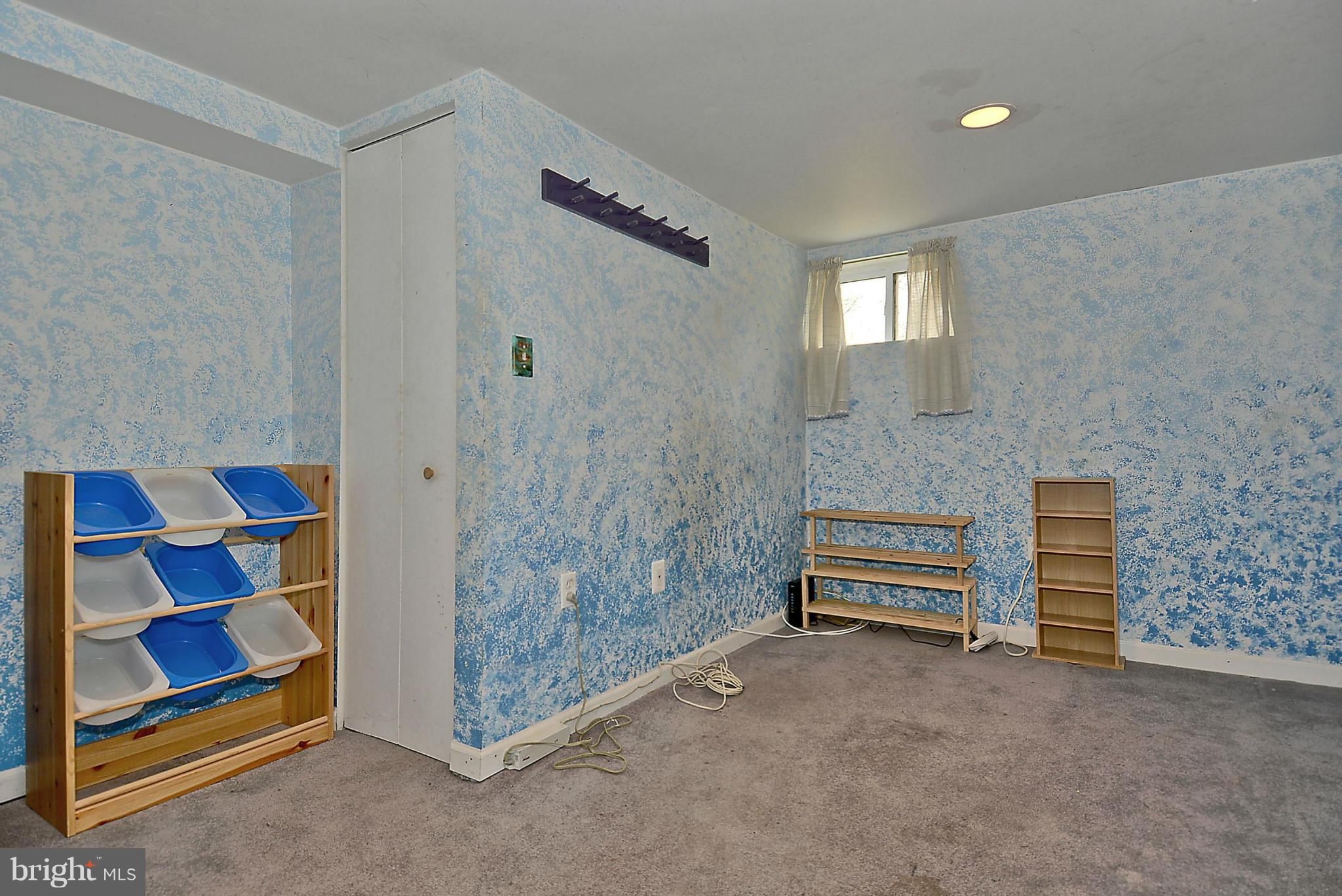 CHESTNUT HILLS - Residential