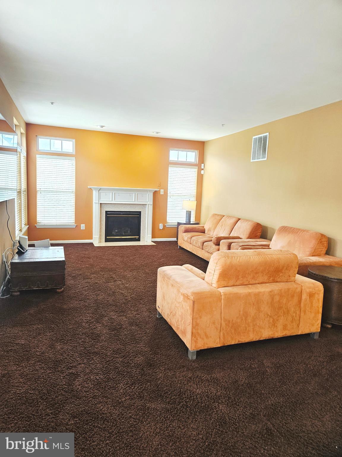 HAMPTON - Residential