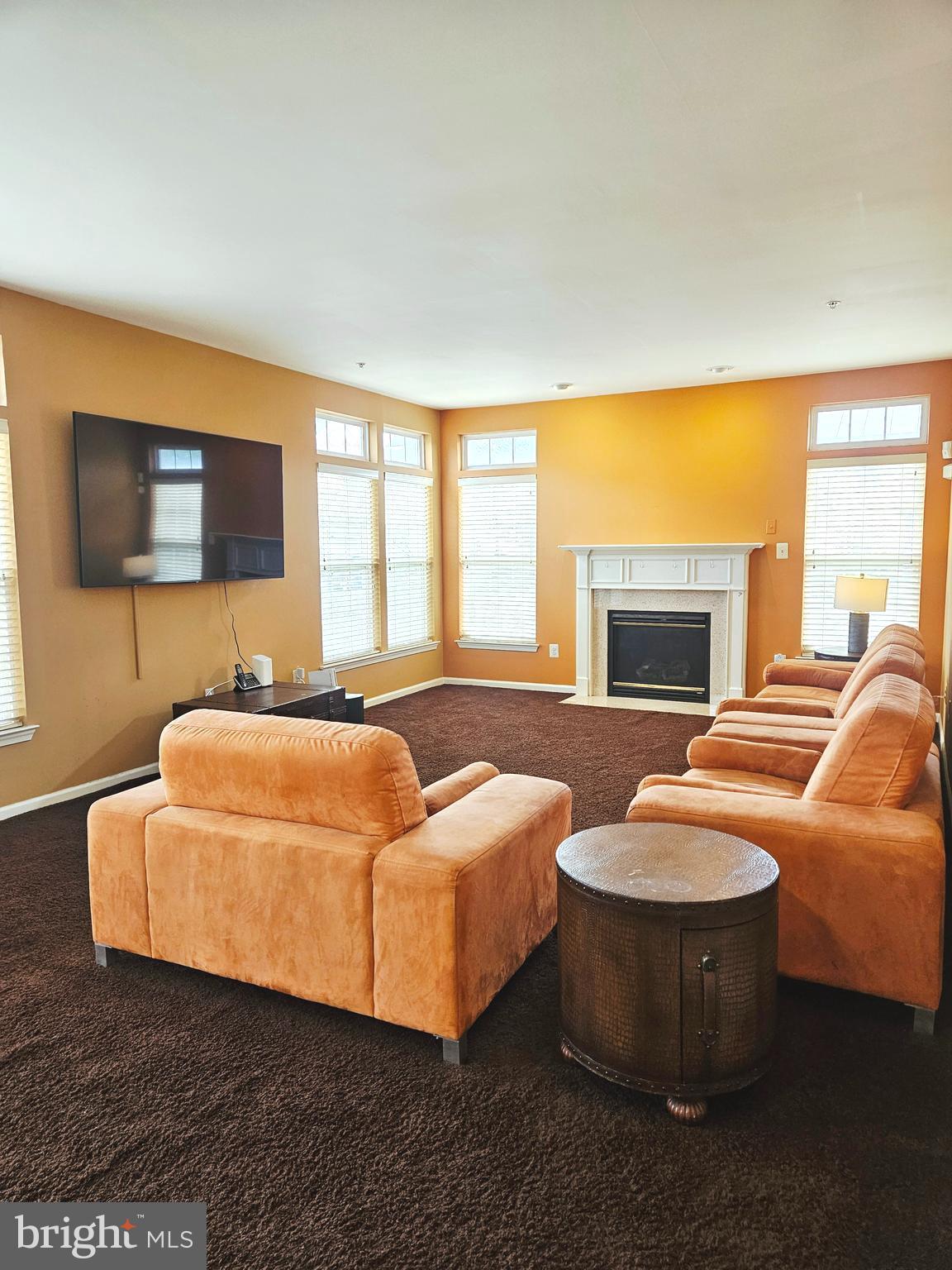 HAMPTON - Residential