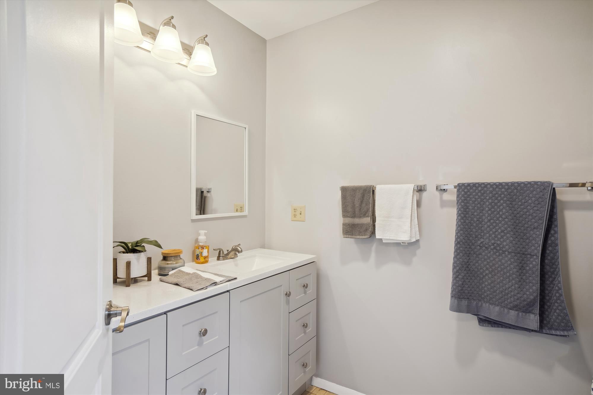 ATANASOFF HILL - Residential