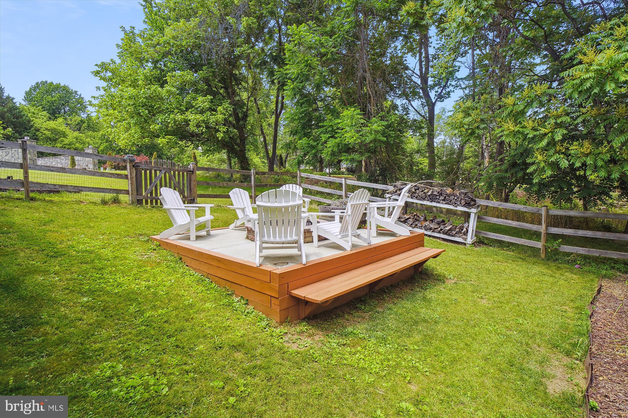 ATANASOFF HILL - Residential