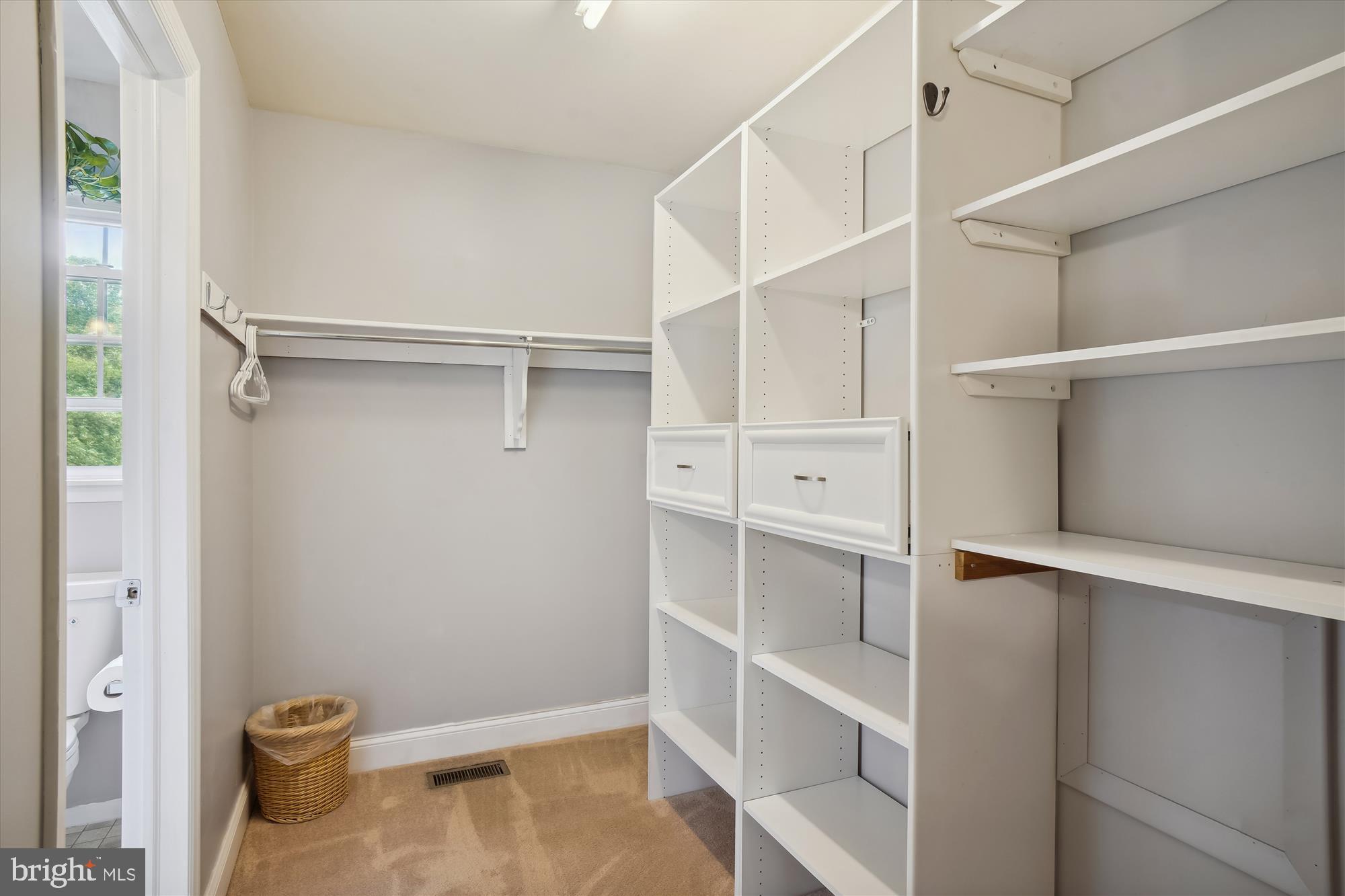 ATANASOFF HILL - Residential