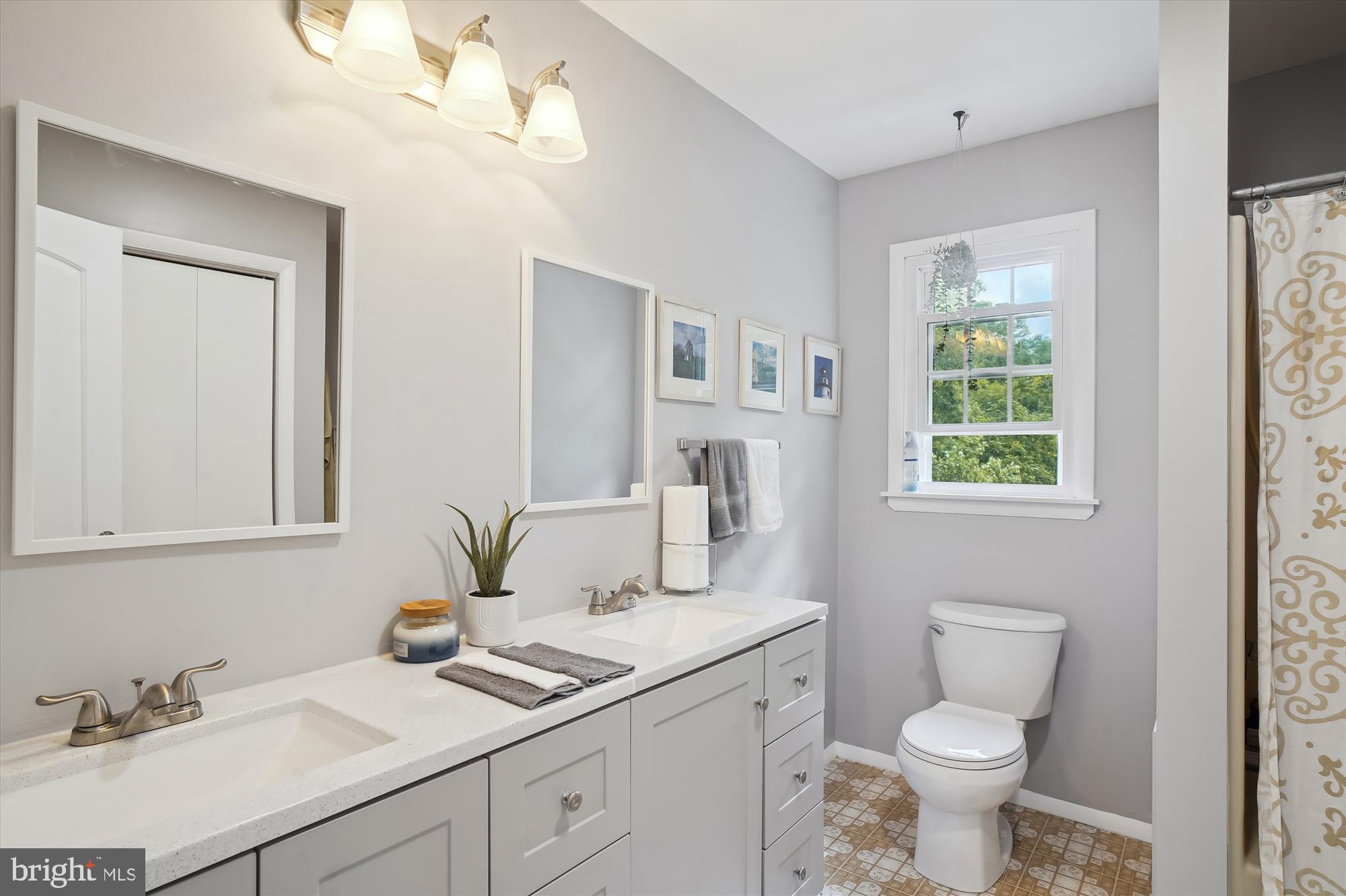 ATANASOFF HILL - Residential