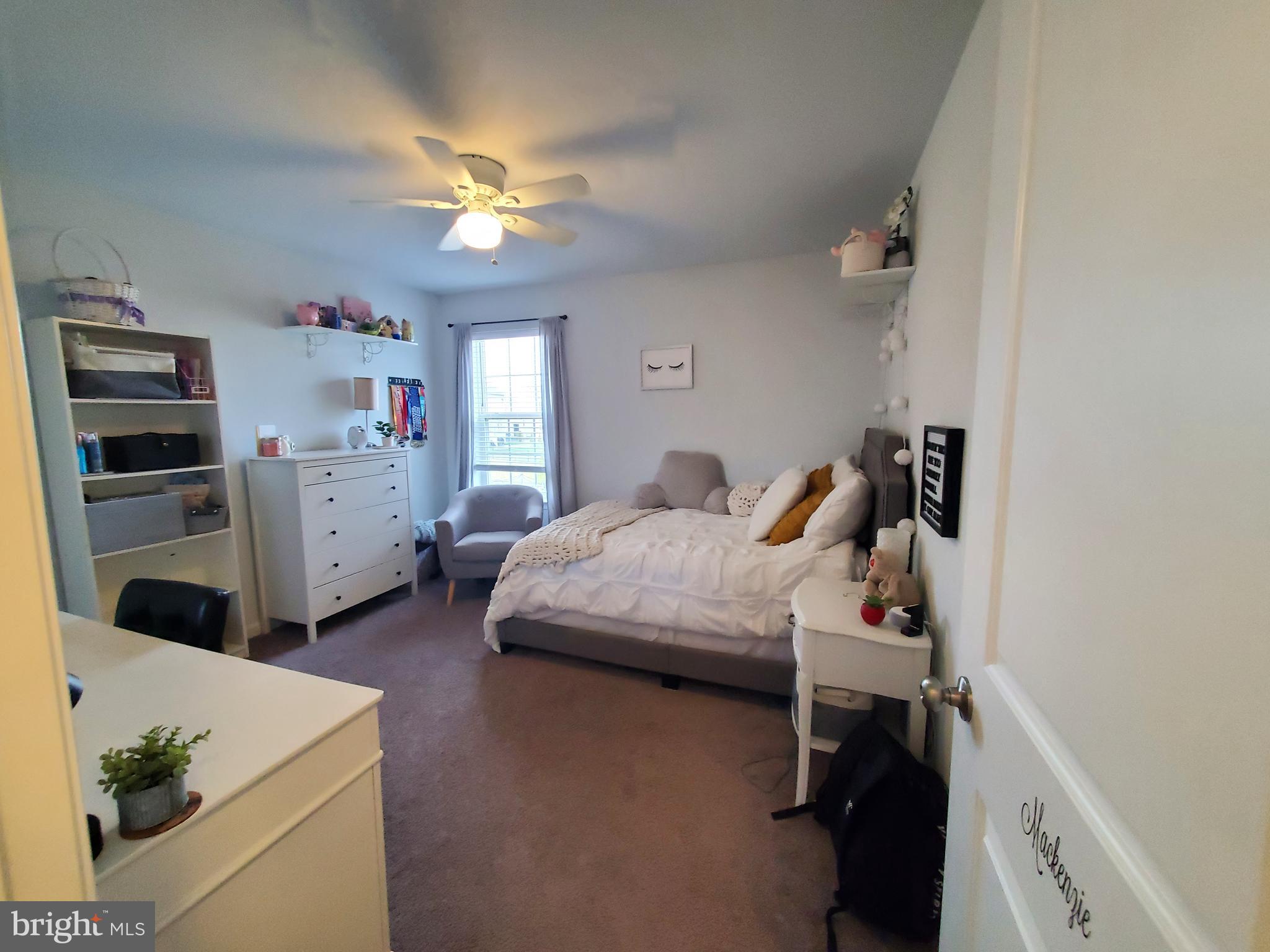 BROOK POINT - Residential