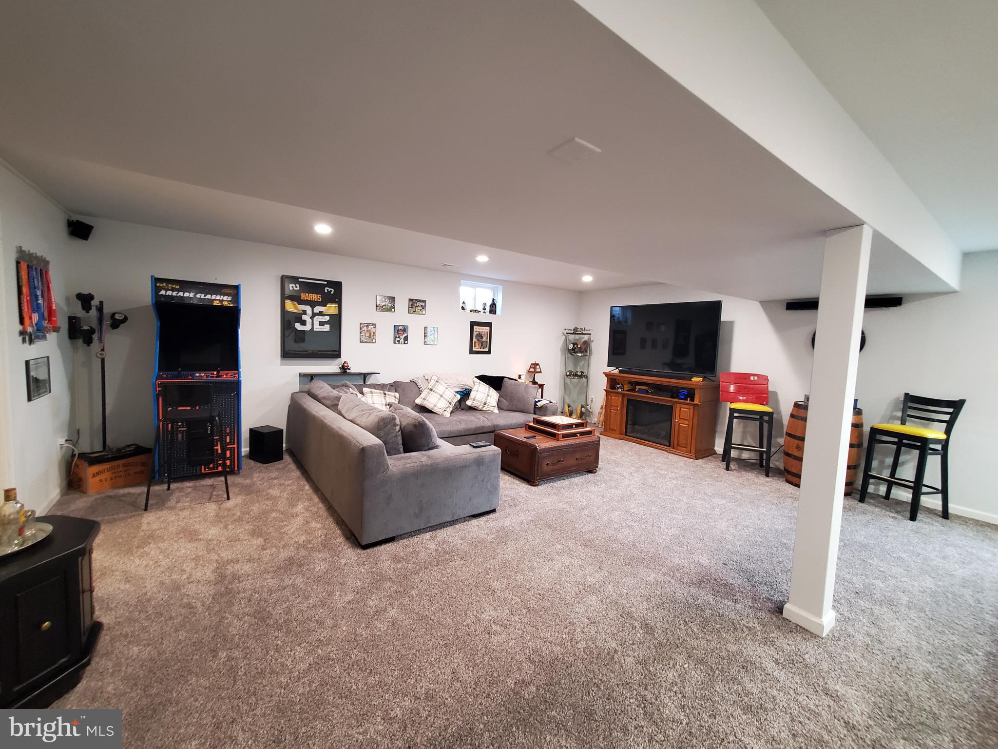 BROOK POINT - Residential