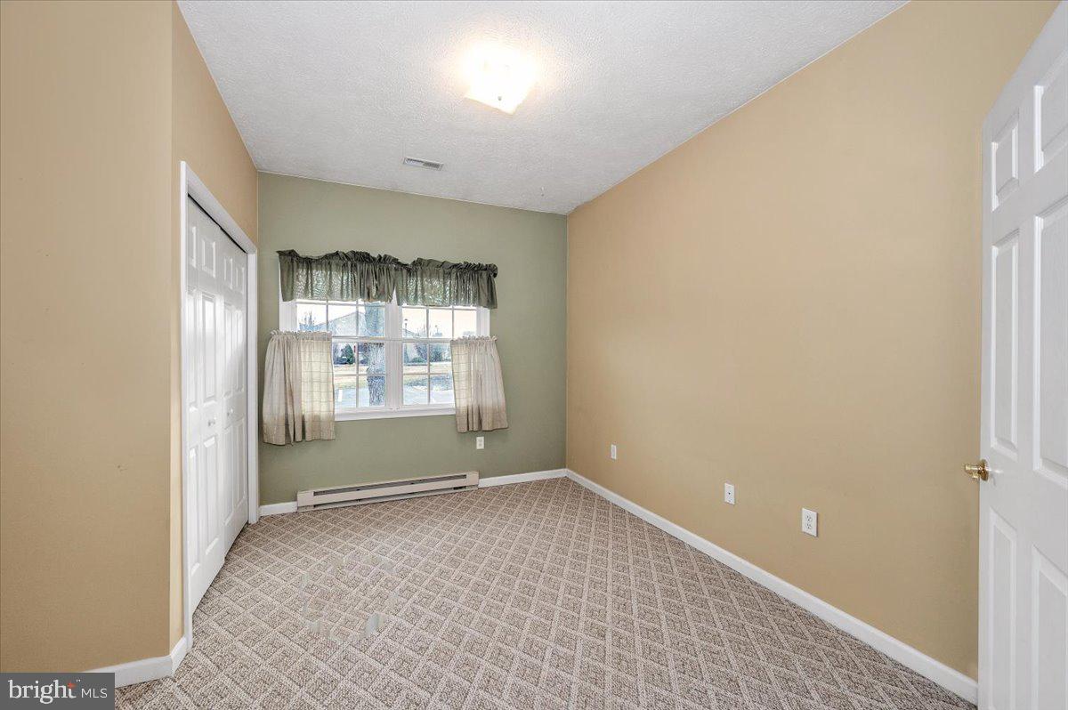 SUMMERLAND MANOR - Residential