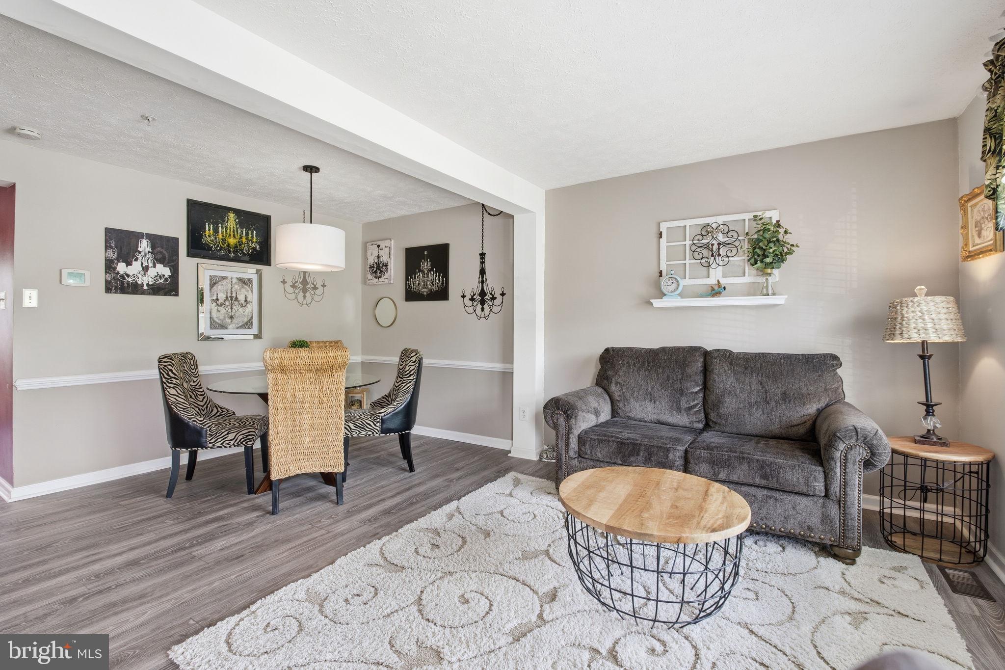 HUNTERS RUN VILLAGE - Residential