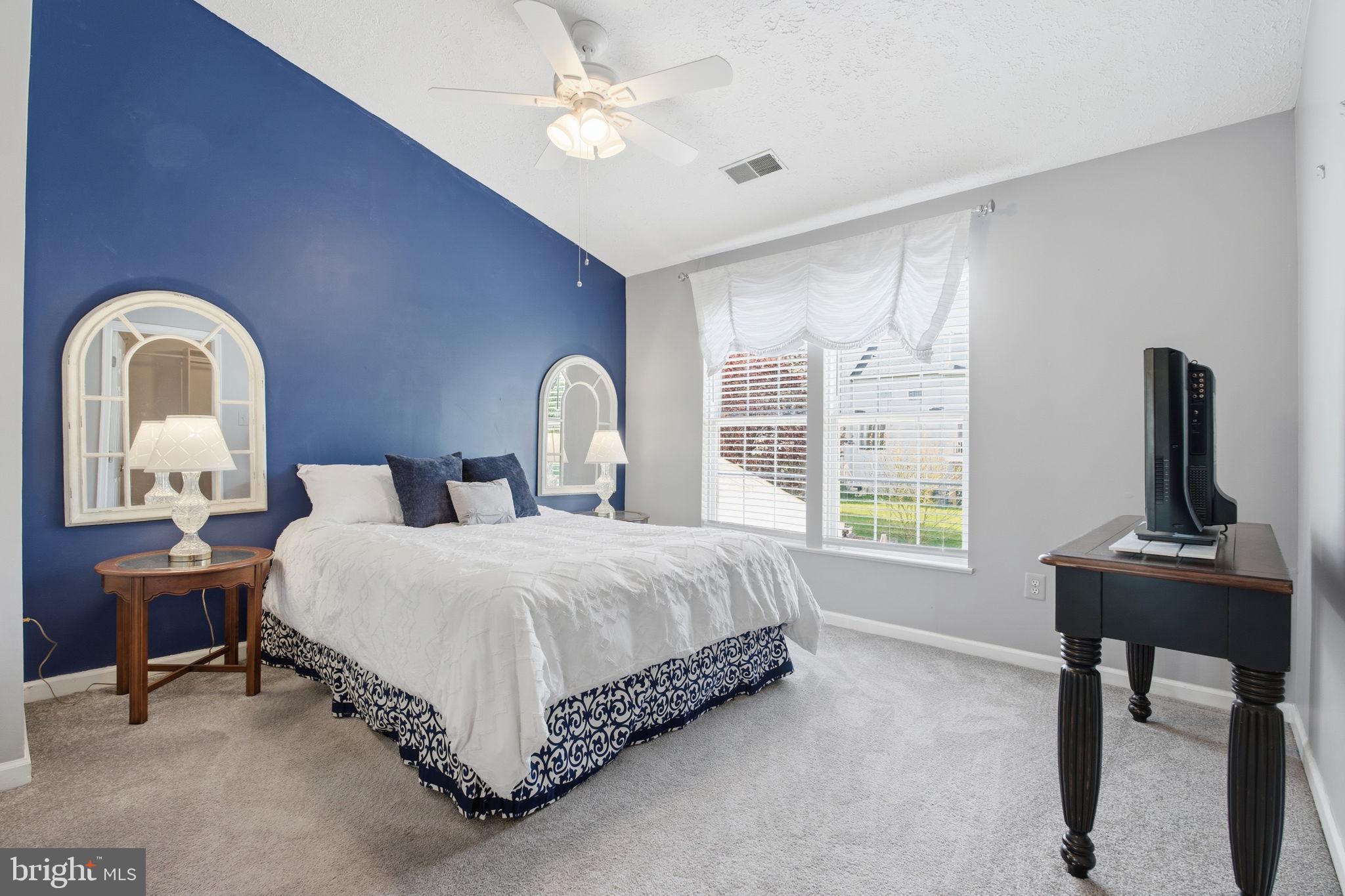 HUNTERS RUN VILLAGE - Residential