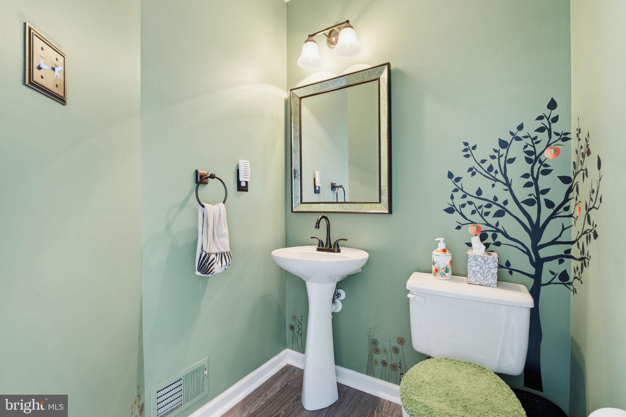 HUNTERS RUN VILLAGE - Residential