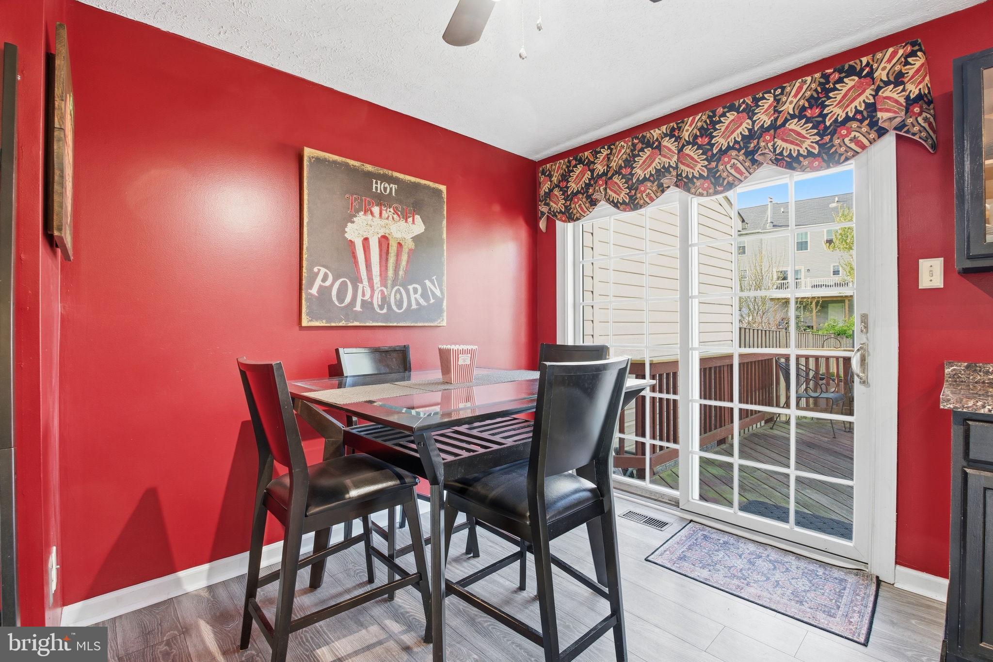 HUNTERS RUN VILLAGE - Residential