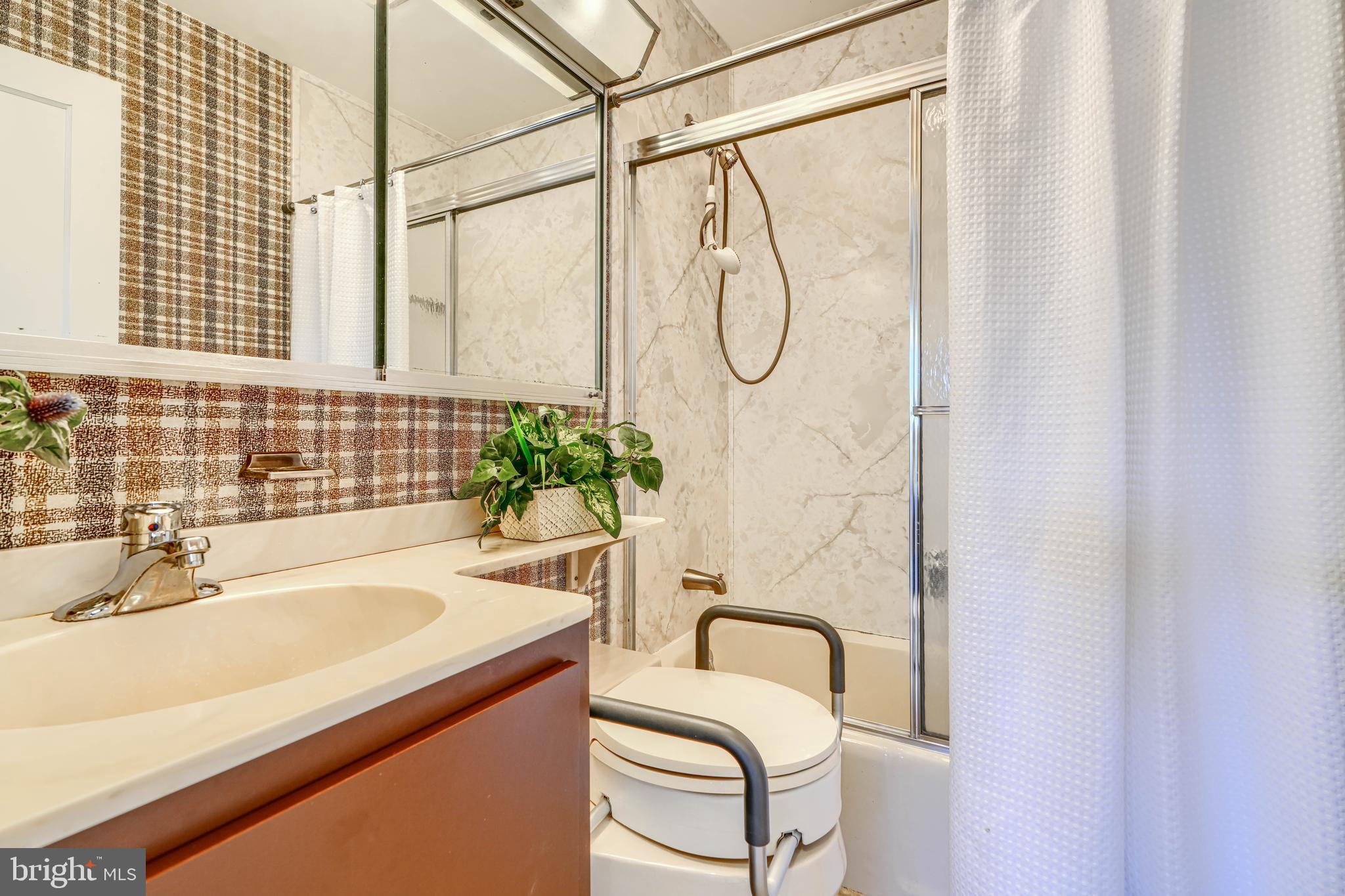 WOODCROFT - Residential