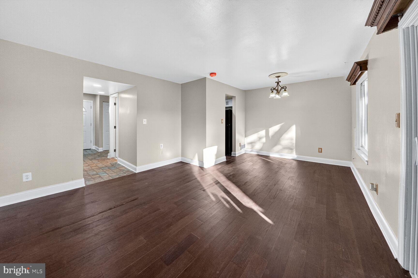 CLUB HILL - Residential