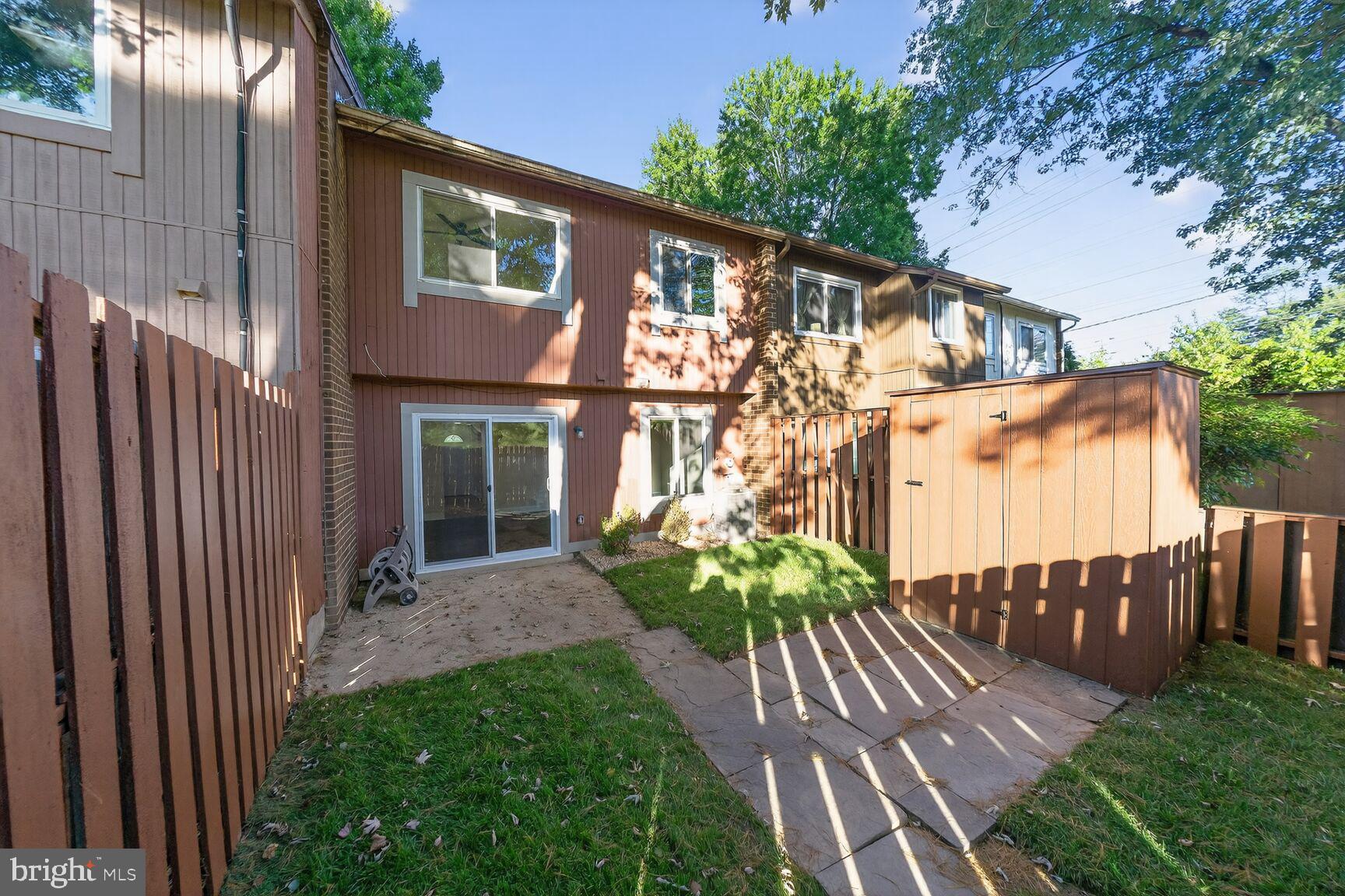 CLUB HILL - Residential