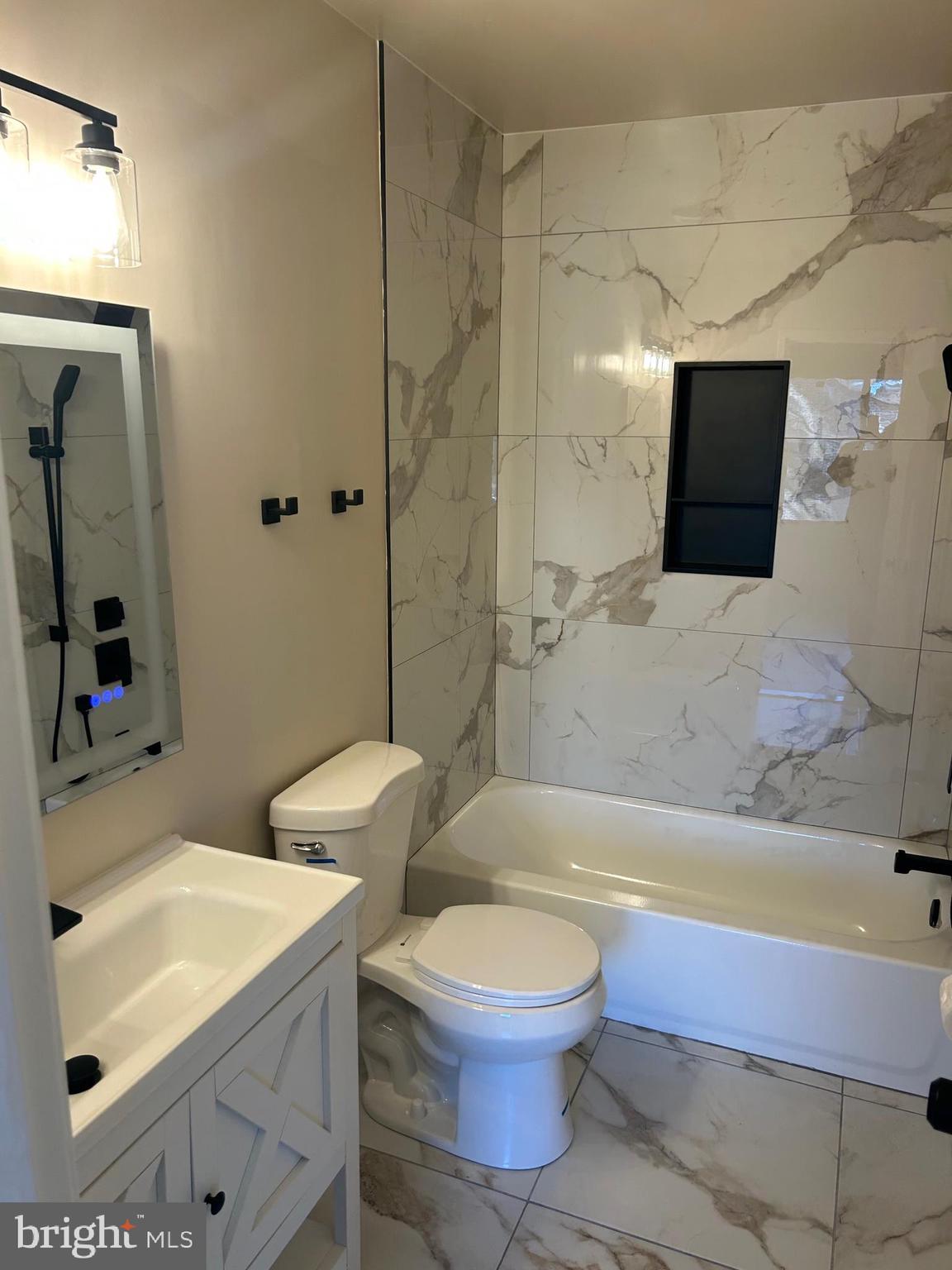 CLUB HILL - Residential