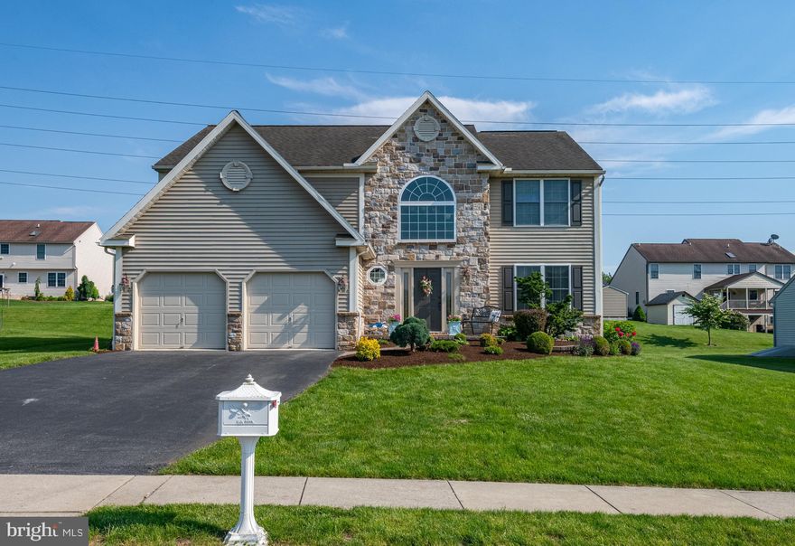 The Original Owner has perfectly maintained this gorgeous Green Valley Classic. Enjoy the 2 Story entry that opens to the formal Living Room with adjacent Dining Room,  both with beautiful Hardwood floors. The Kitchen features Granite tops, Tile Backsplash, Stainless Appliances, and more and is open to the spacious Family Room with corner gas Fireplace. Sliders off the Kitchen lead to a pretty Paver Patio for gatherings. Upstairs enjoy 4 Bedrooms, Laundry and Hall bath with Skylight. The huge Primary Suite includes Cathedral Ceilings, Large Walk-In Closet and Luxuy Bath with Jetted Tub, Skylight, double Vanity, and large shower. All appliances remain! Check out this stunning Home today!