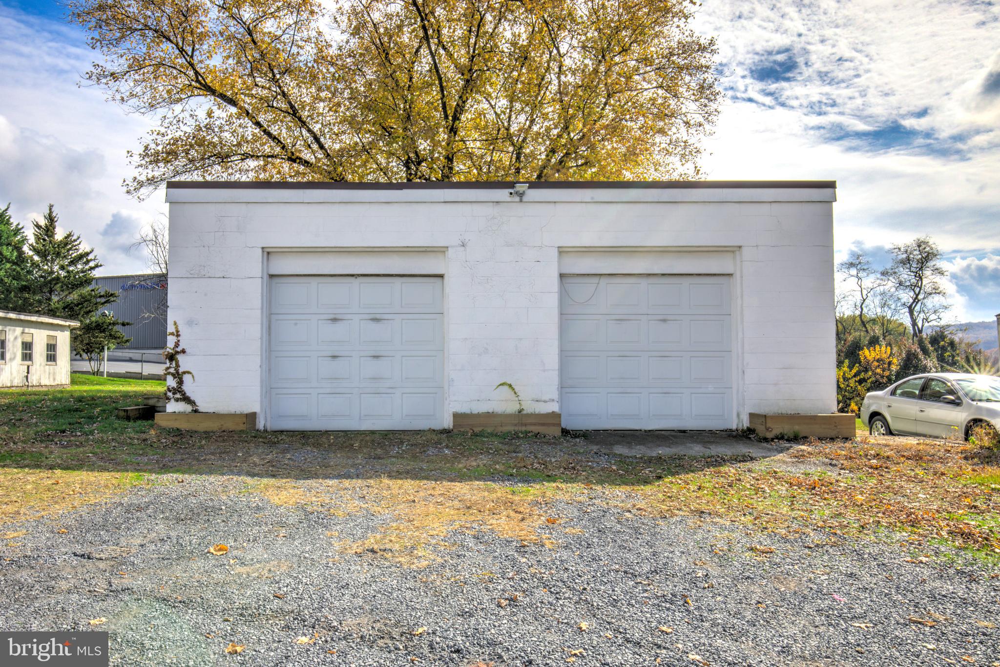 EAST COCALICO TWP - Residential