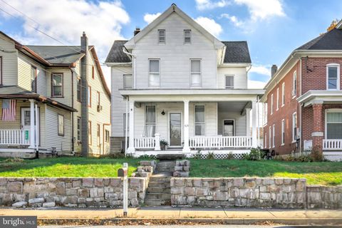 Photo of 105 Reamstown Road, STEVENS, PA 17578 (MLS # PALA2079086)