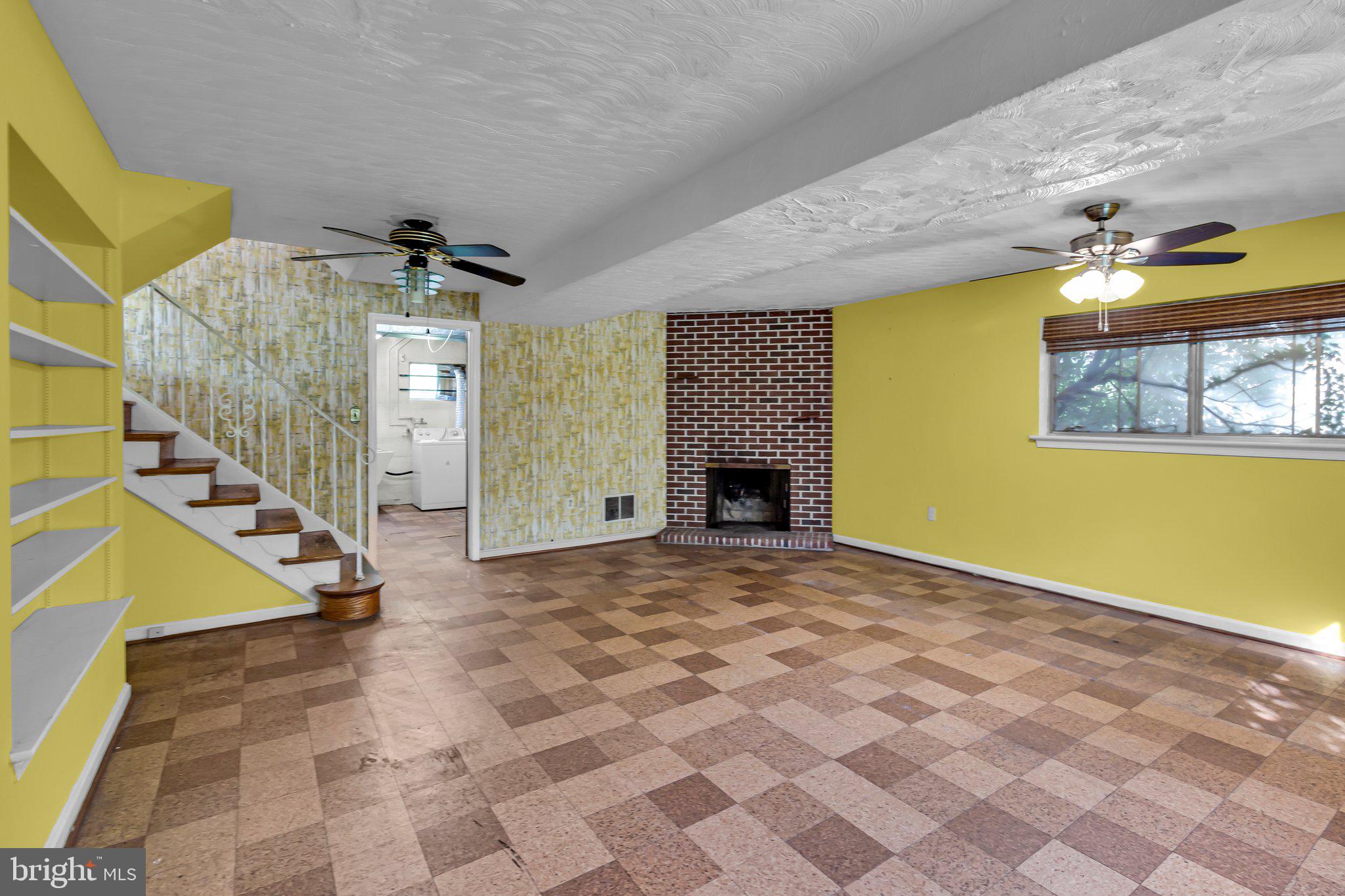 HILLANDALE PARK - Residential