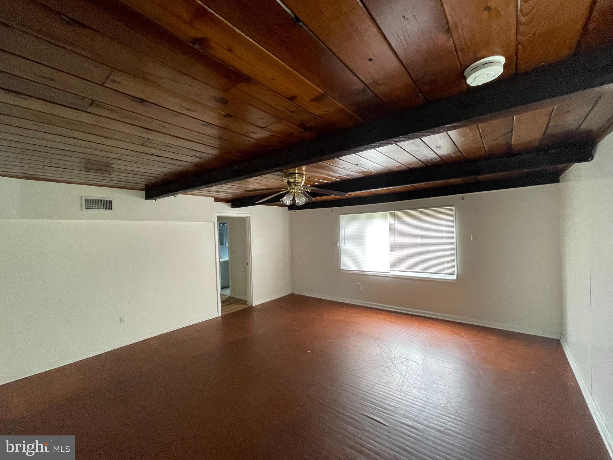 CORNWELL HGTS - Residential Lease