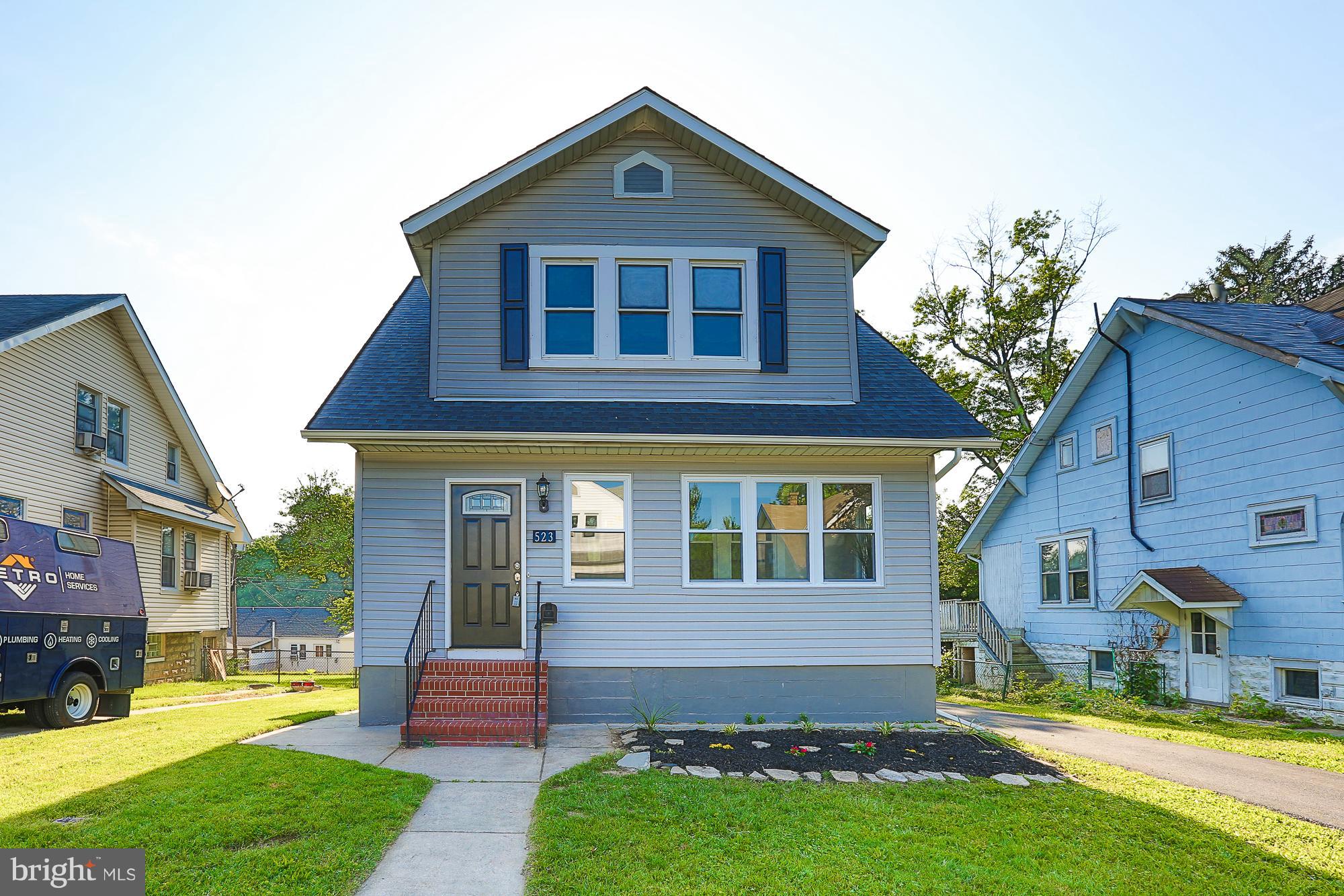 ELMWOOD - Residential