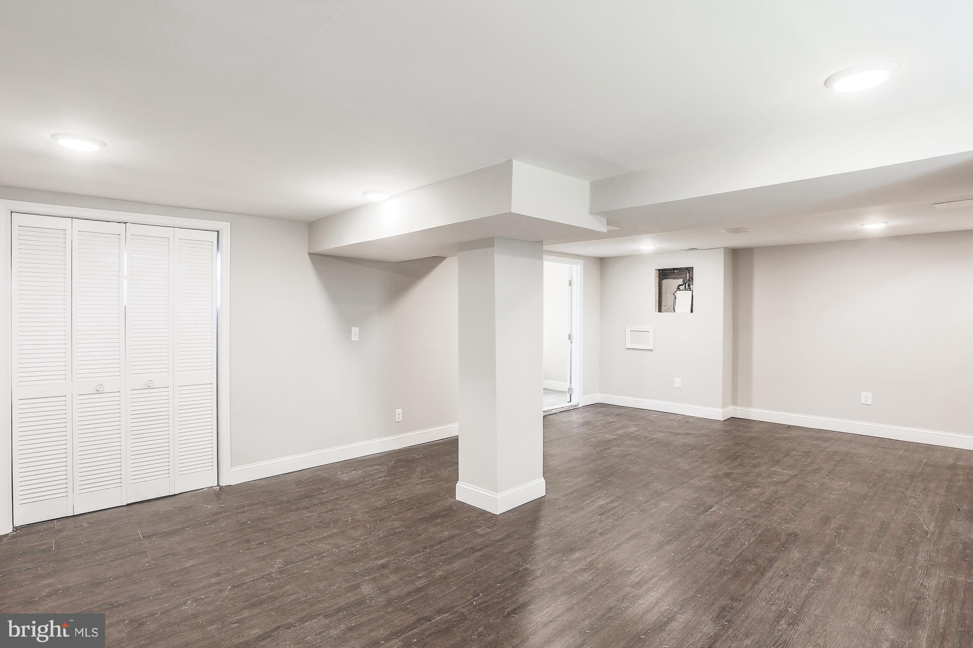 ELMWOOD - Residential