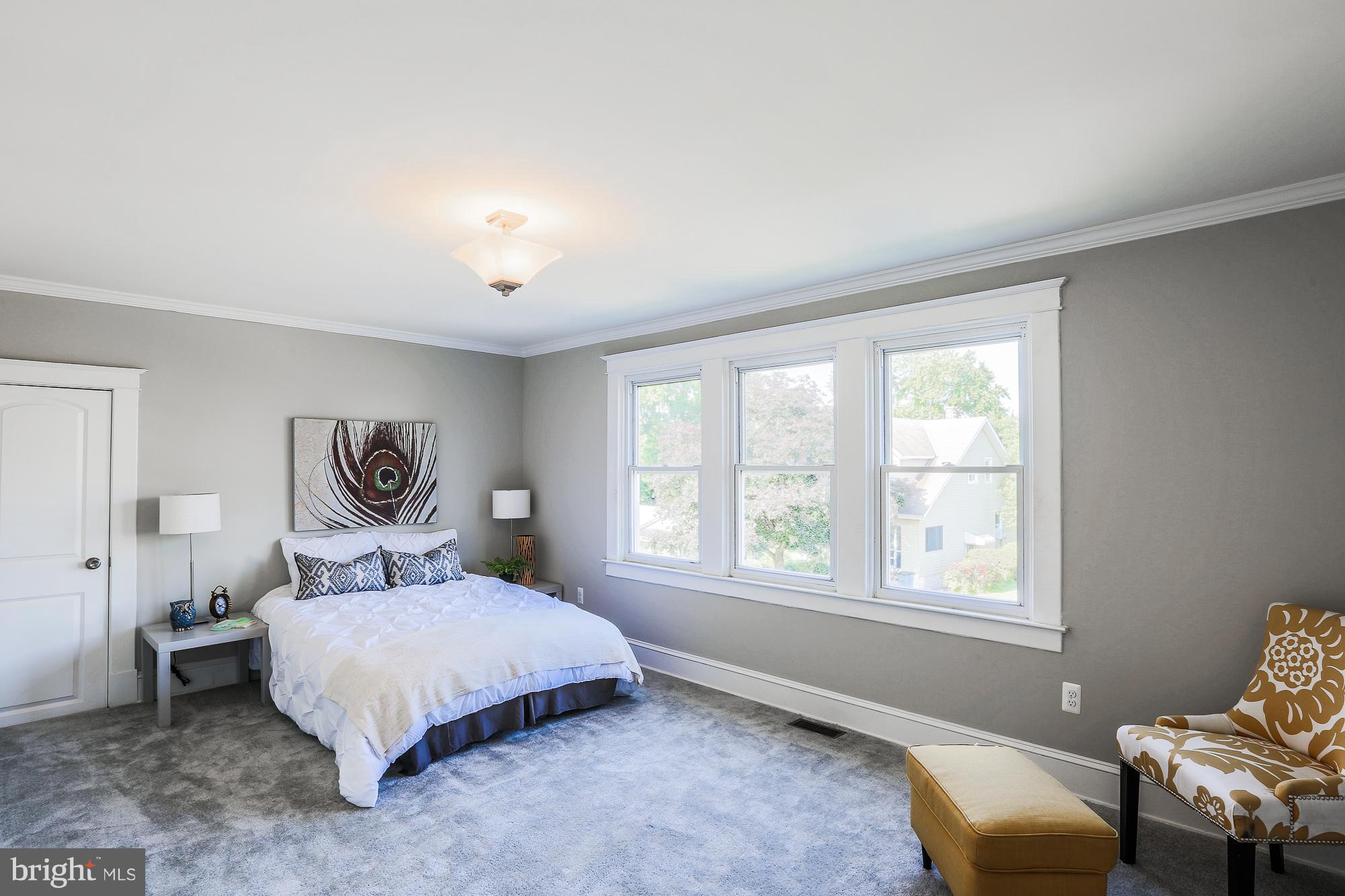 ELMWOOD - Residential