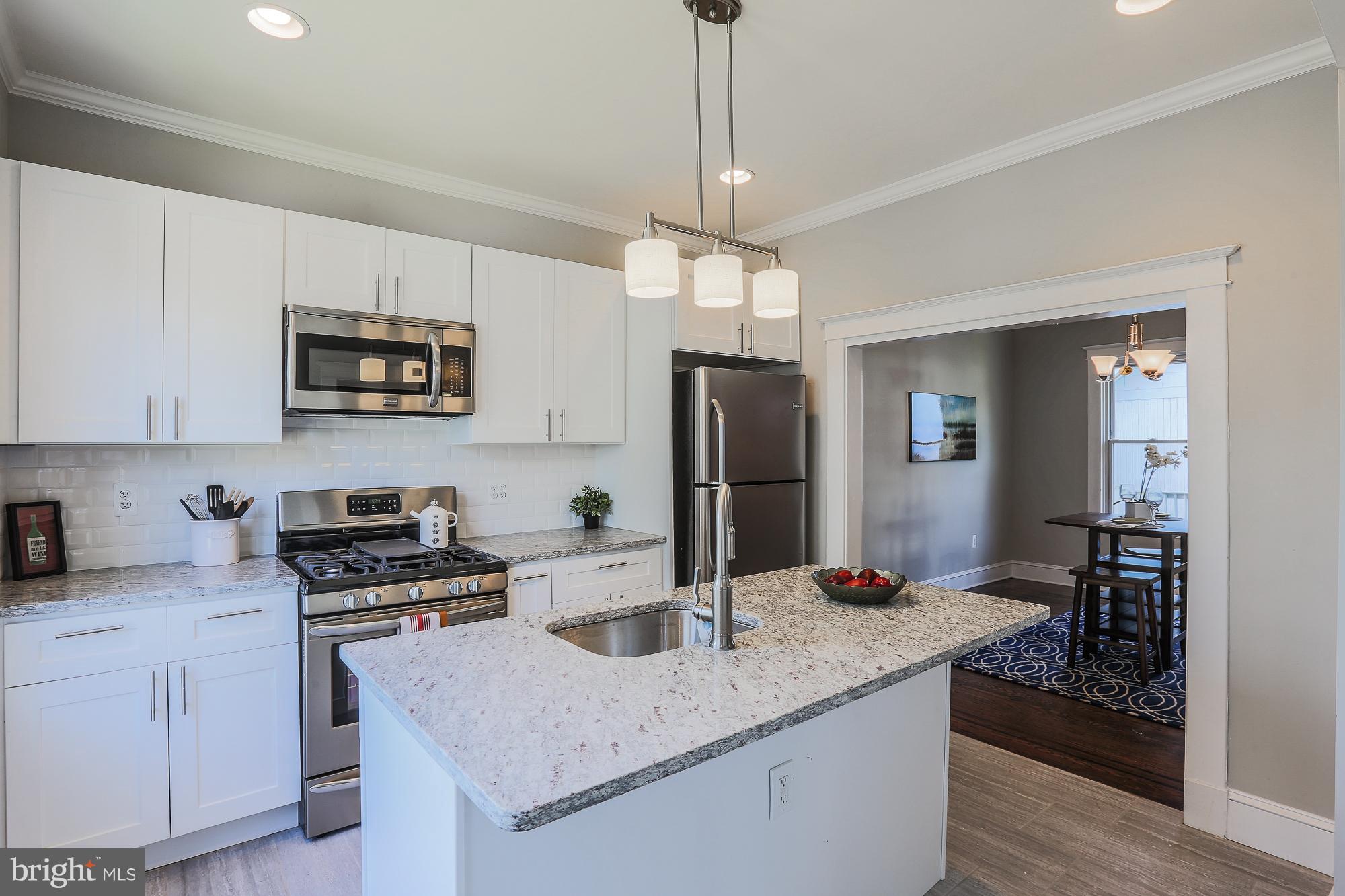 ELMWOOD - Residential