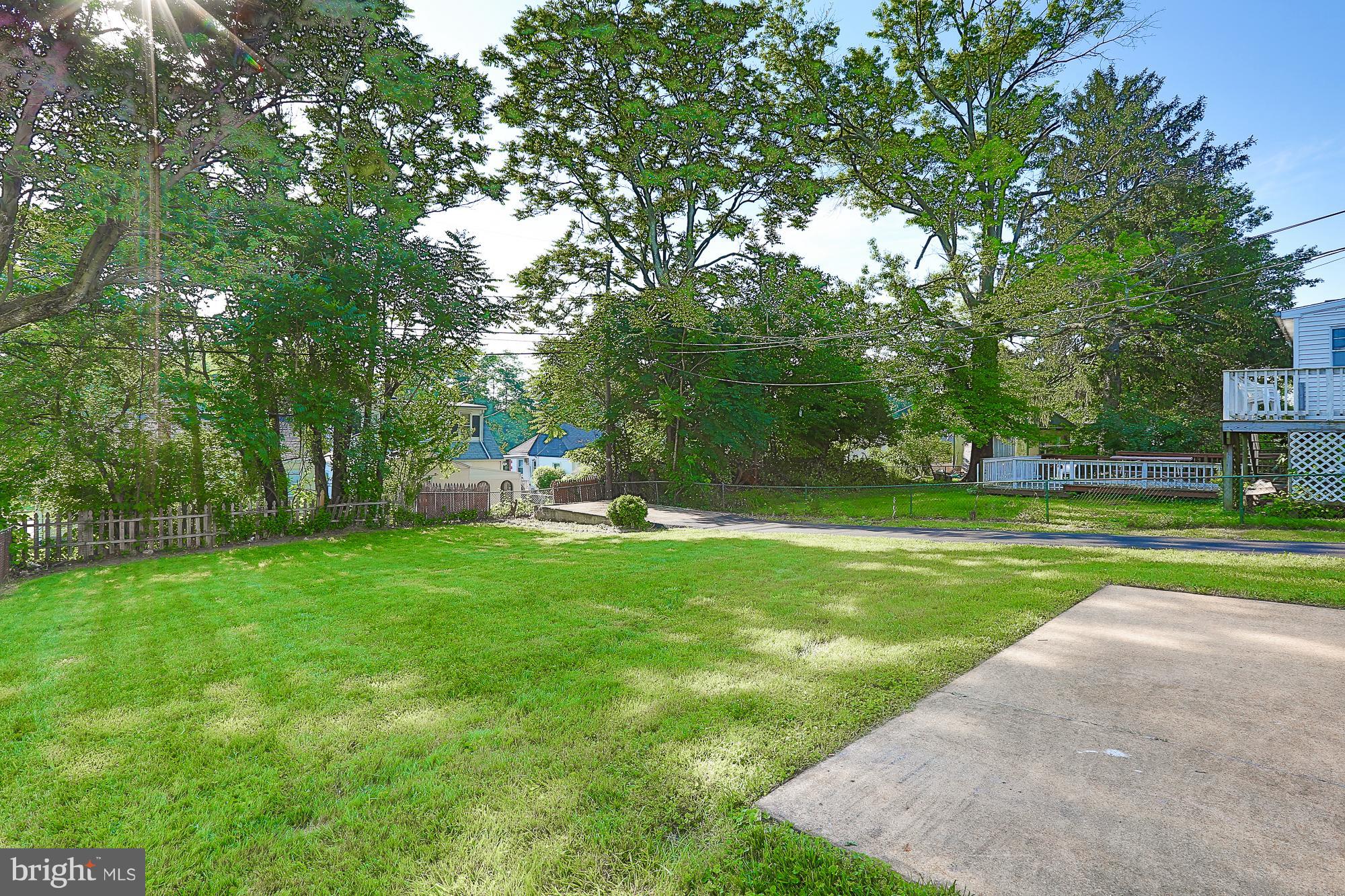 ELMWOOD - Residential