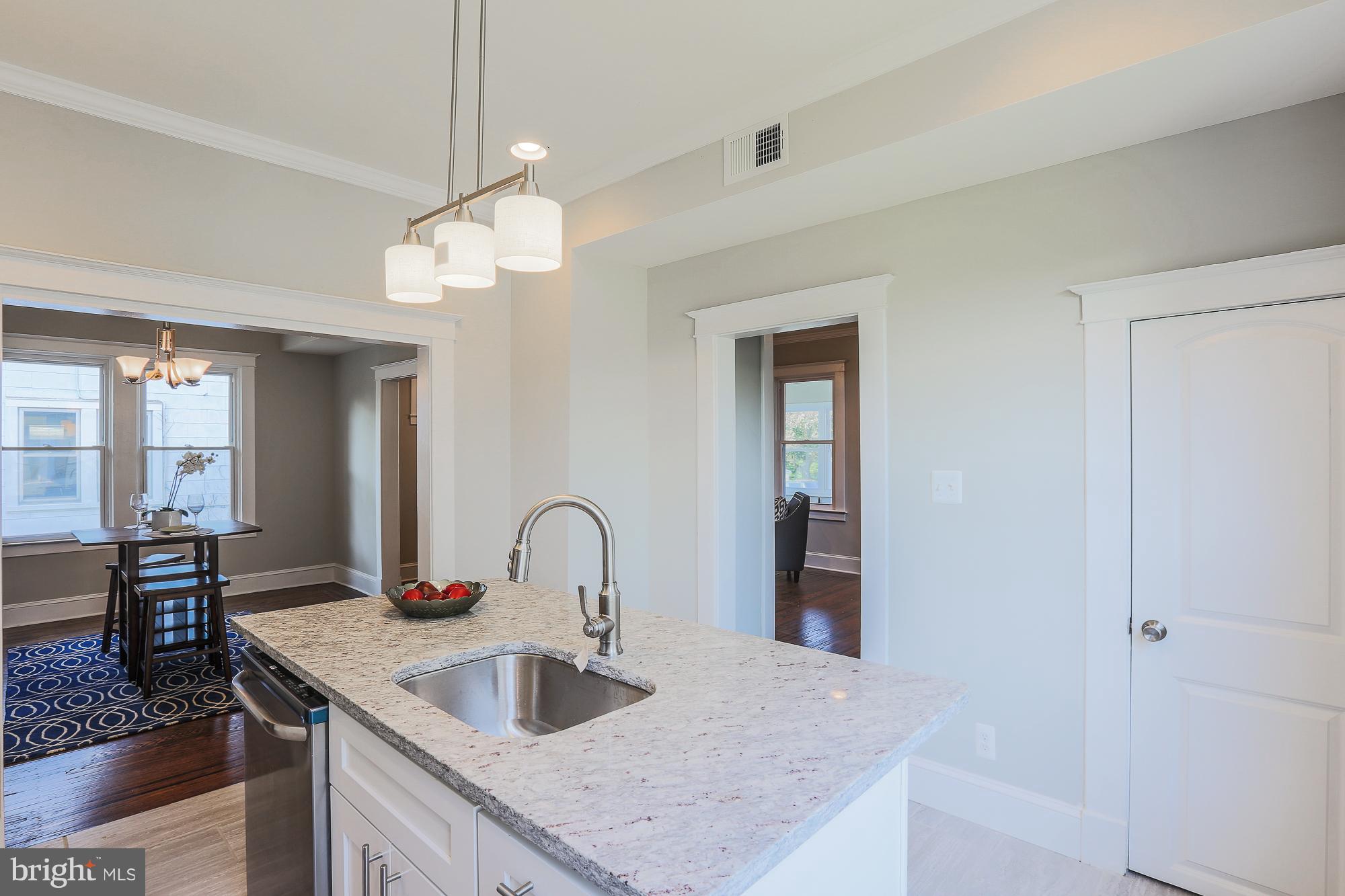 ELMWOOD - Residential