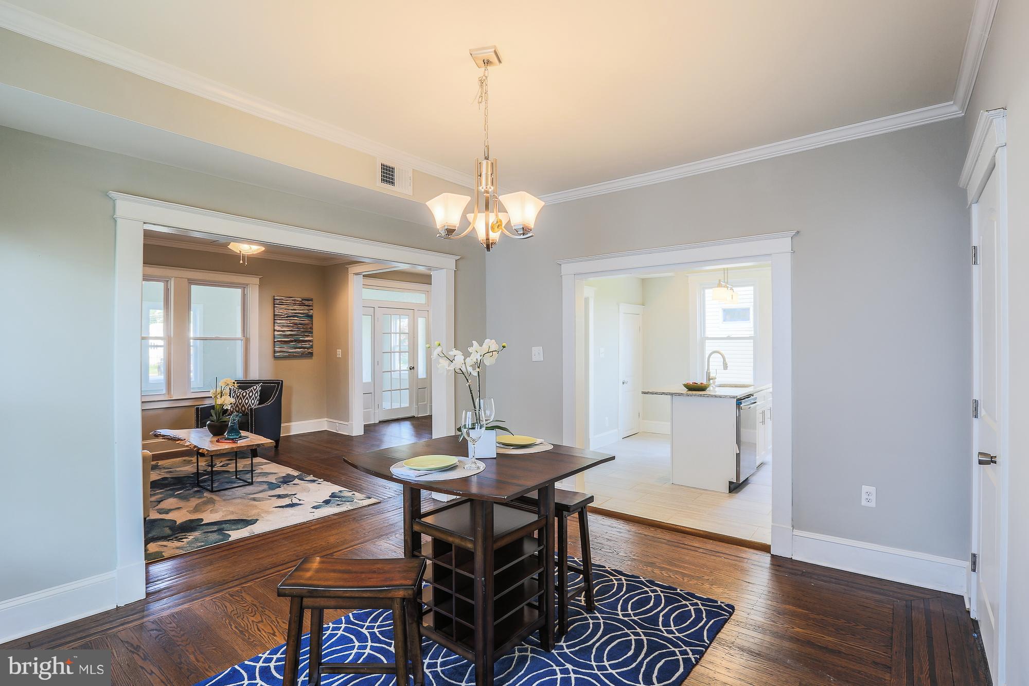 ELMWOOD - Residential