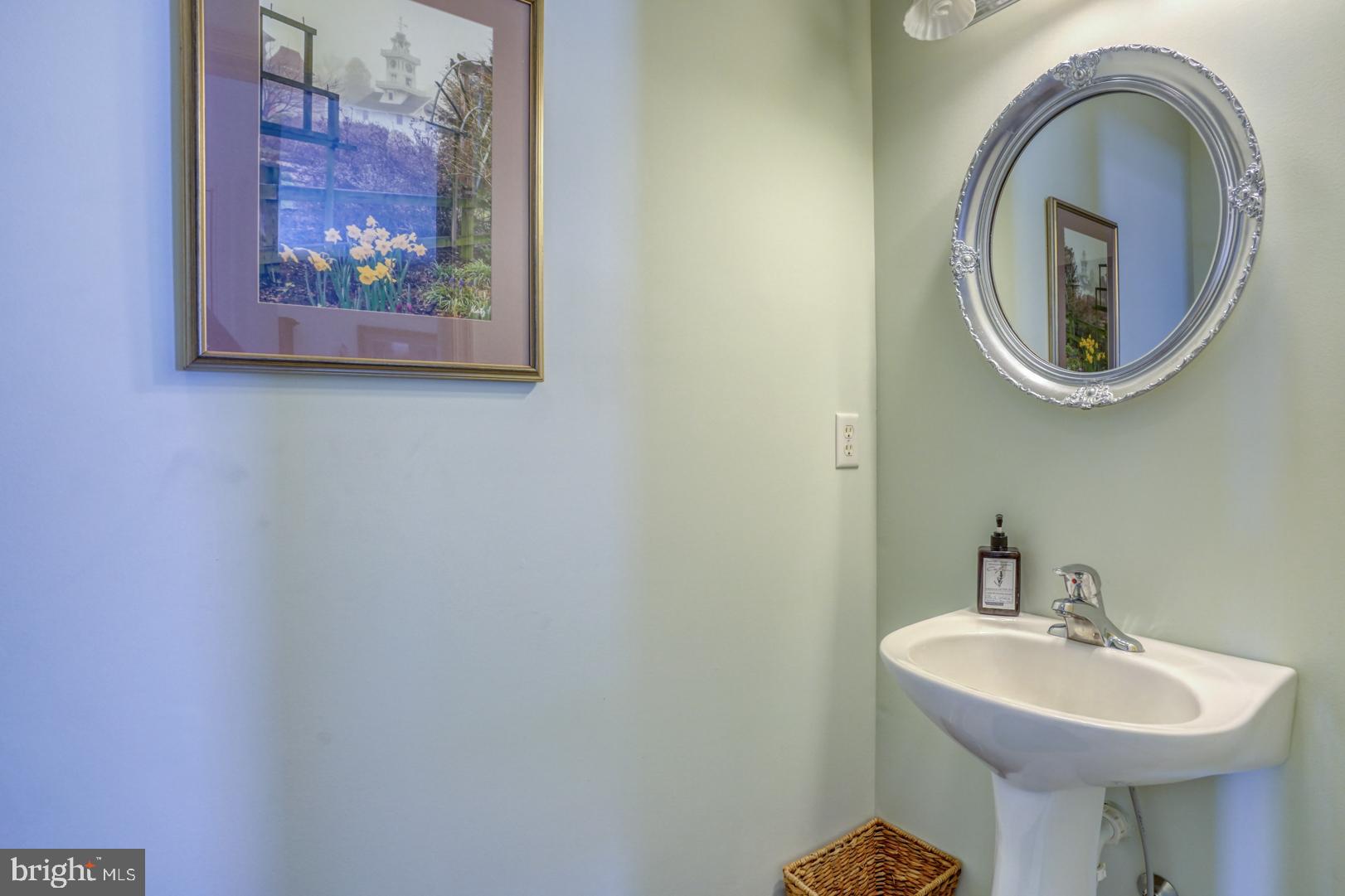 IRISH HILLS - Residential