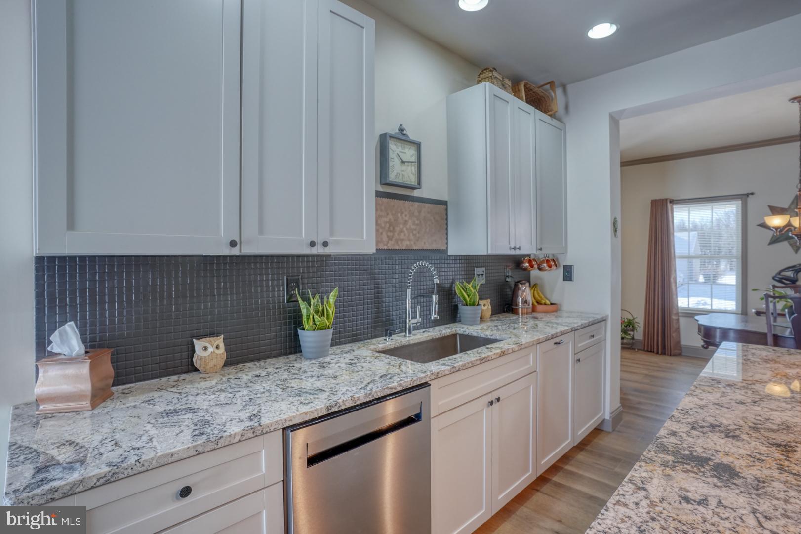 IRISH HILLS - Residential