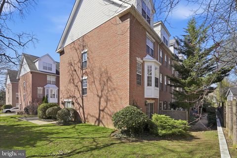 2322 LANGSTON BOULEVARD ARLINGTON VA 22201