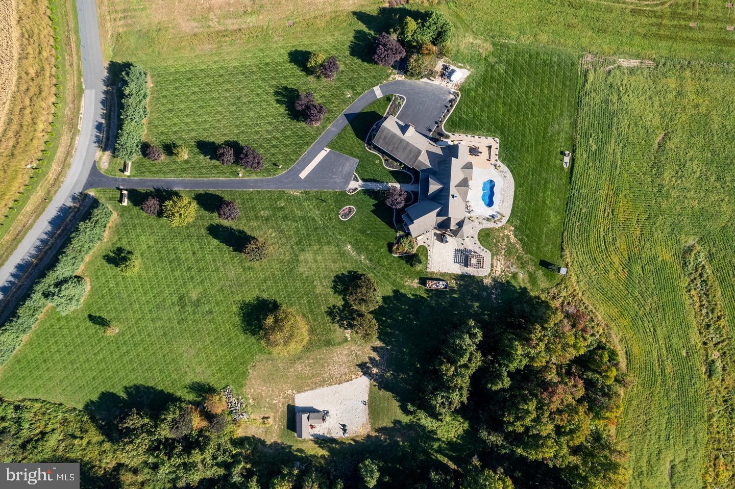 SUNSET POINTE - Residential