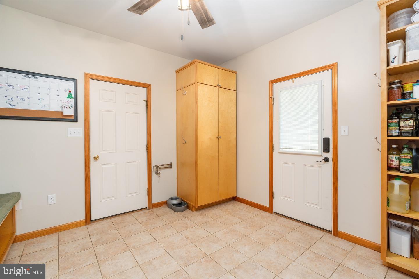 SUNSET POINTE - Residential