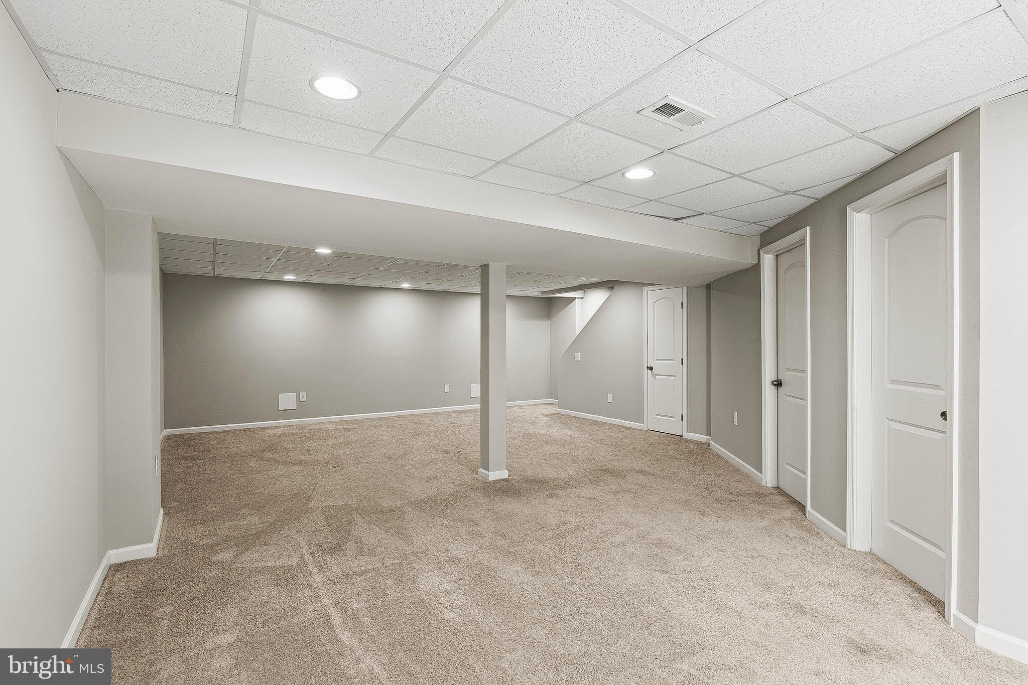 ELVATON TOWNE CONDO - Residential Lease