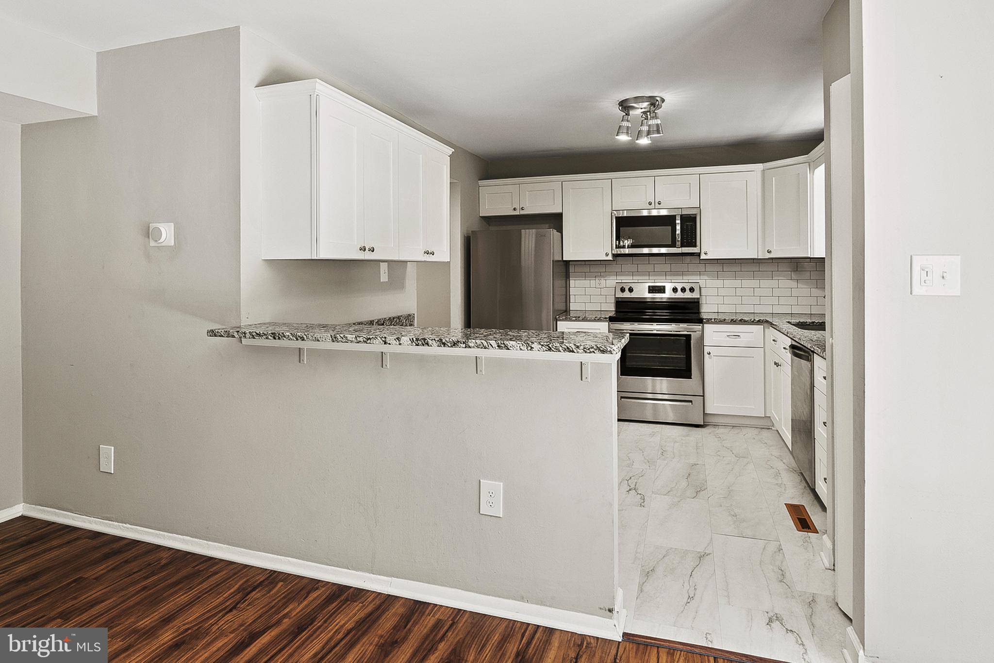 ELVATON TOWNE CONDO - Residential Lease