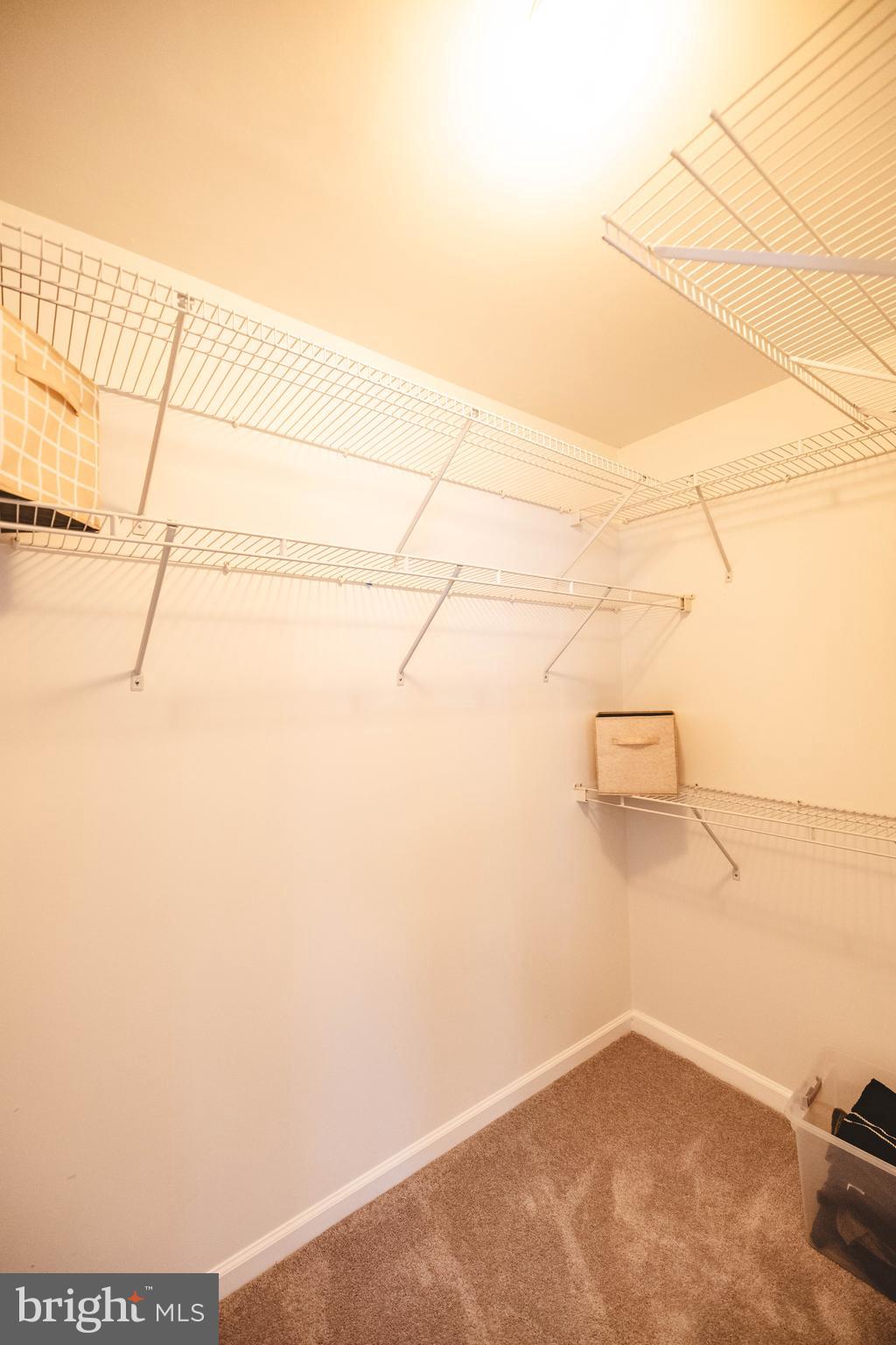 MOUNT VEE MANOR - Residential