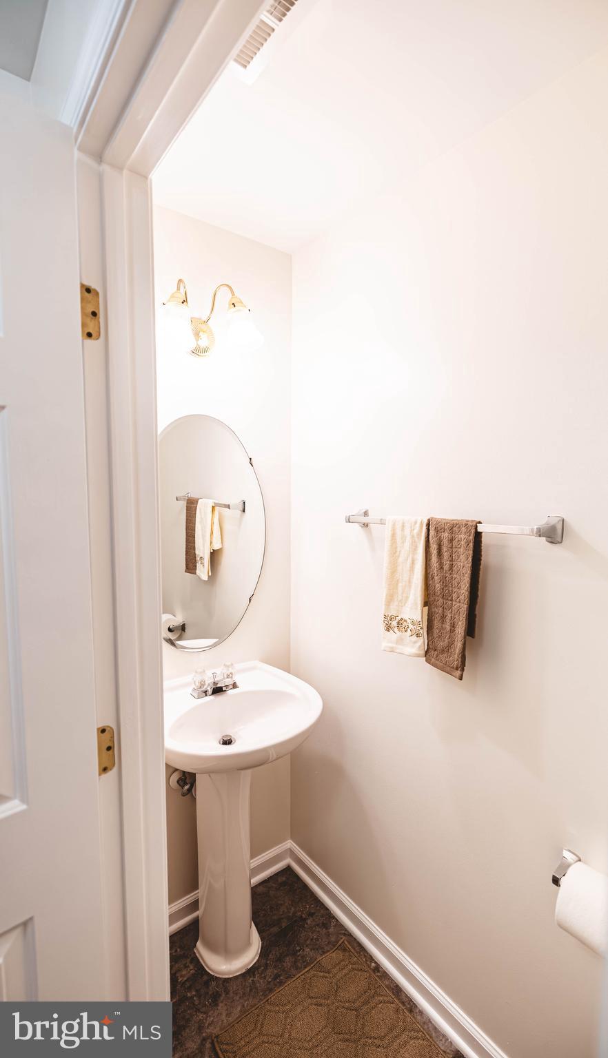 MOUNT VEE MANOR - Residential