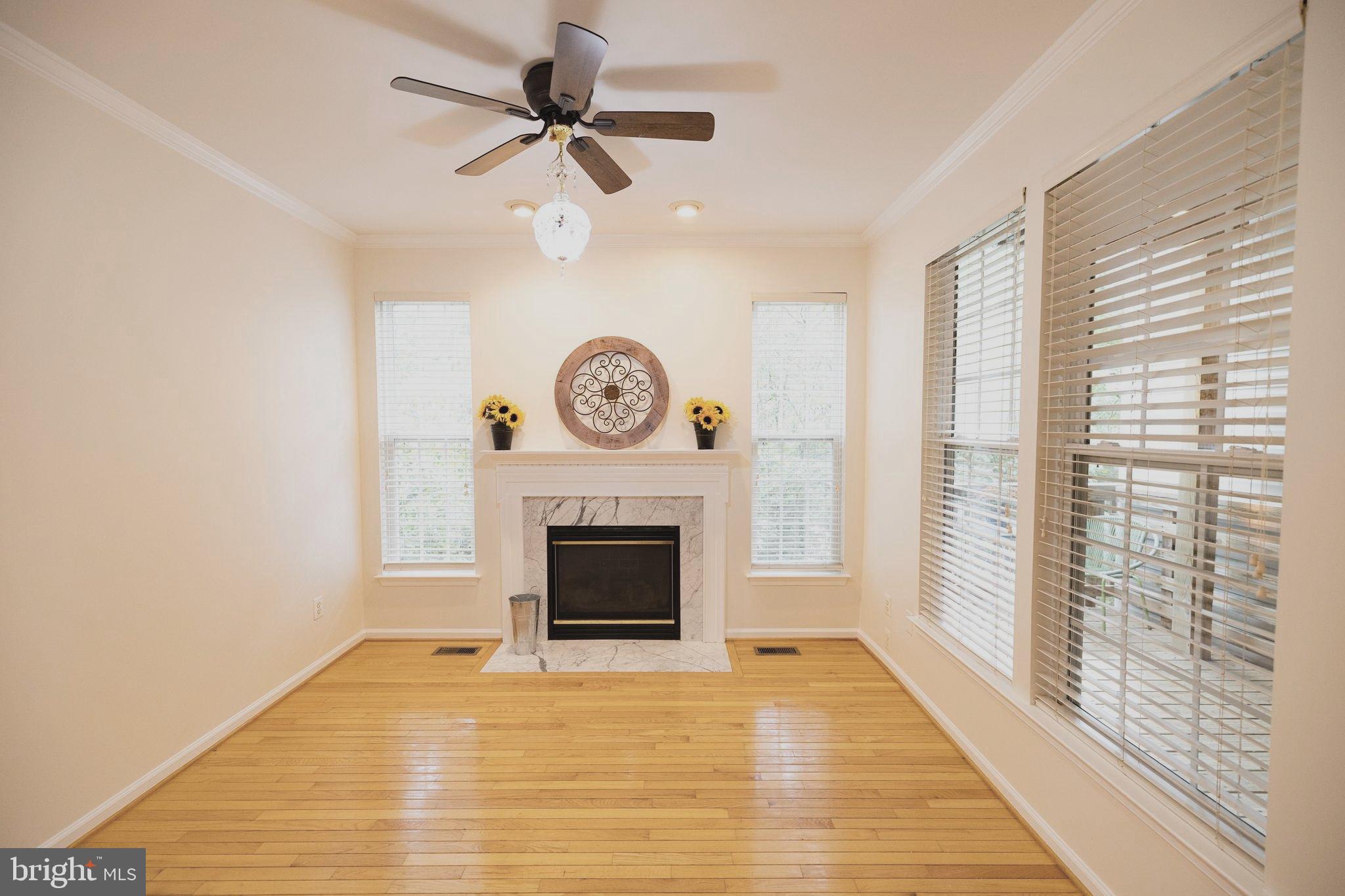 MOUNT VEE MANOR - Residential