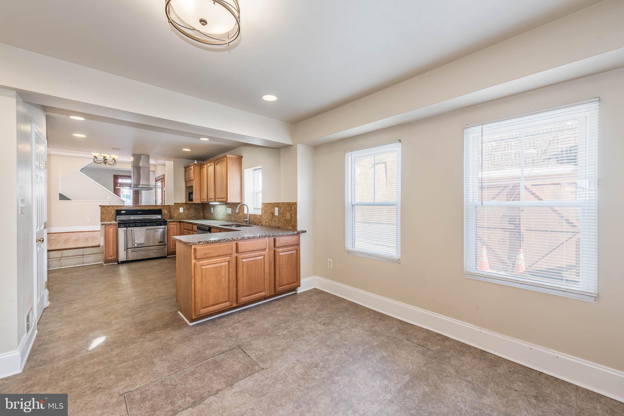 BUTCHERS HILL - Residential Lease