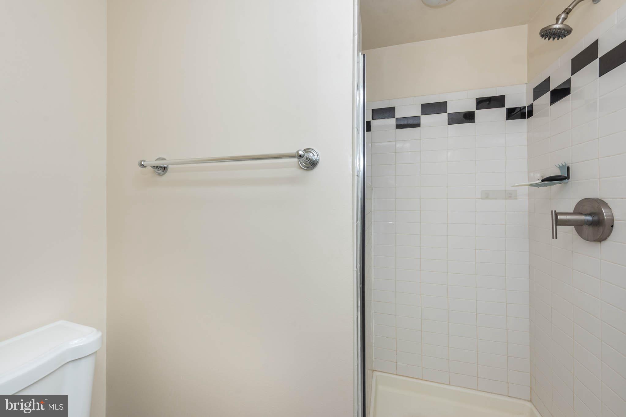 BUTCHERS HILL - Residential Lease