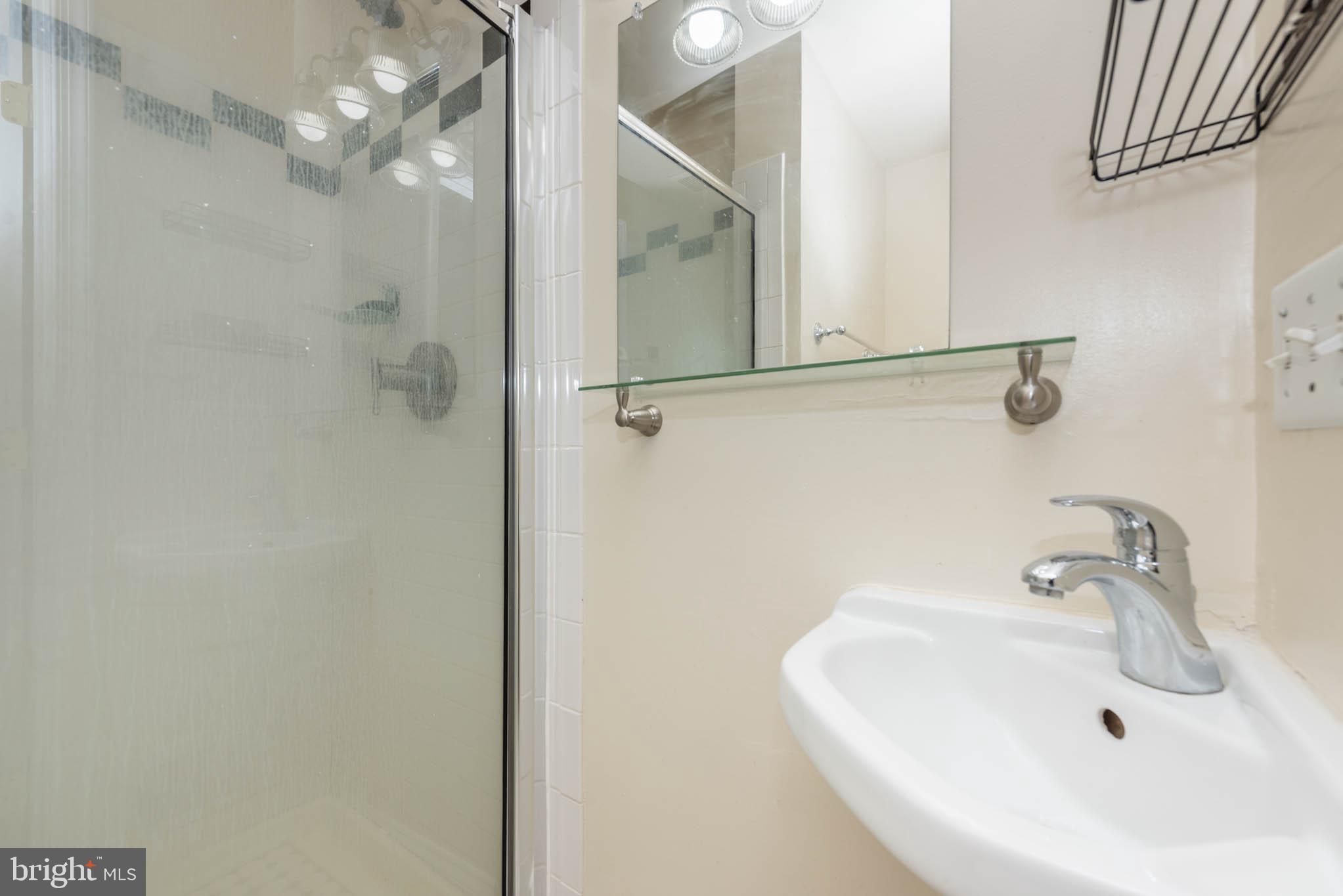 BUTCHERS HILL - Residential Lease