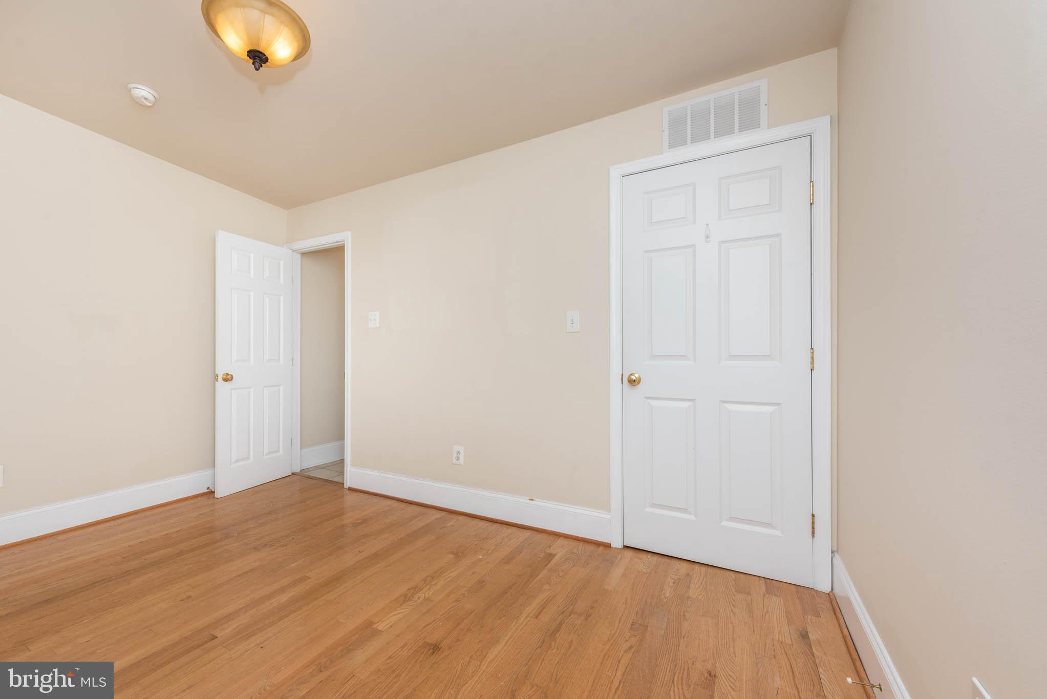 BUTCHERS HILL - Residential Lease