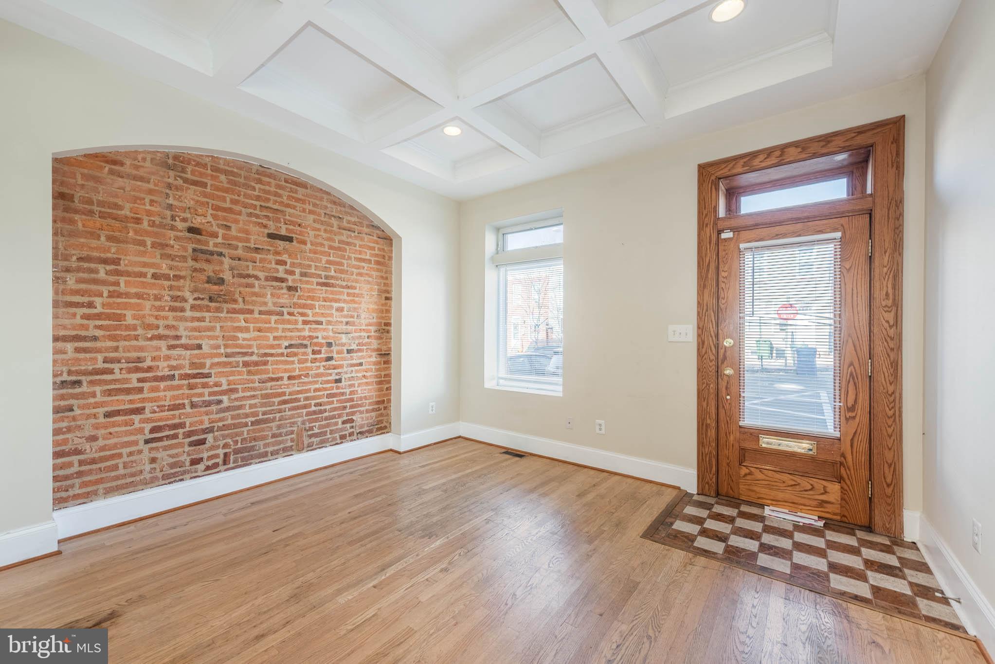 BUTCHERS HILL - Residential Lease