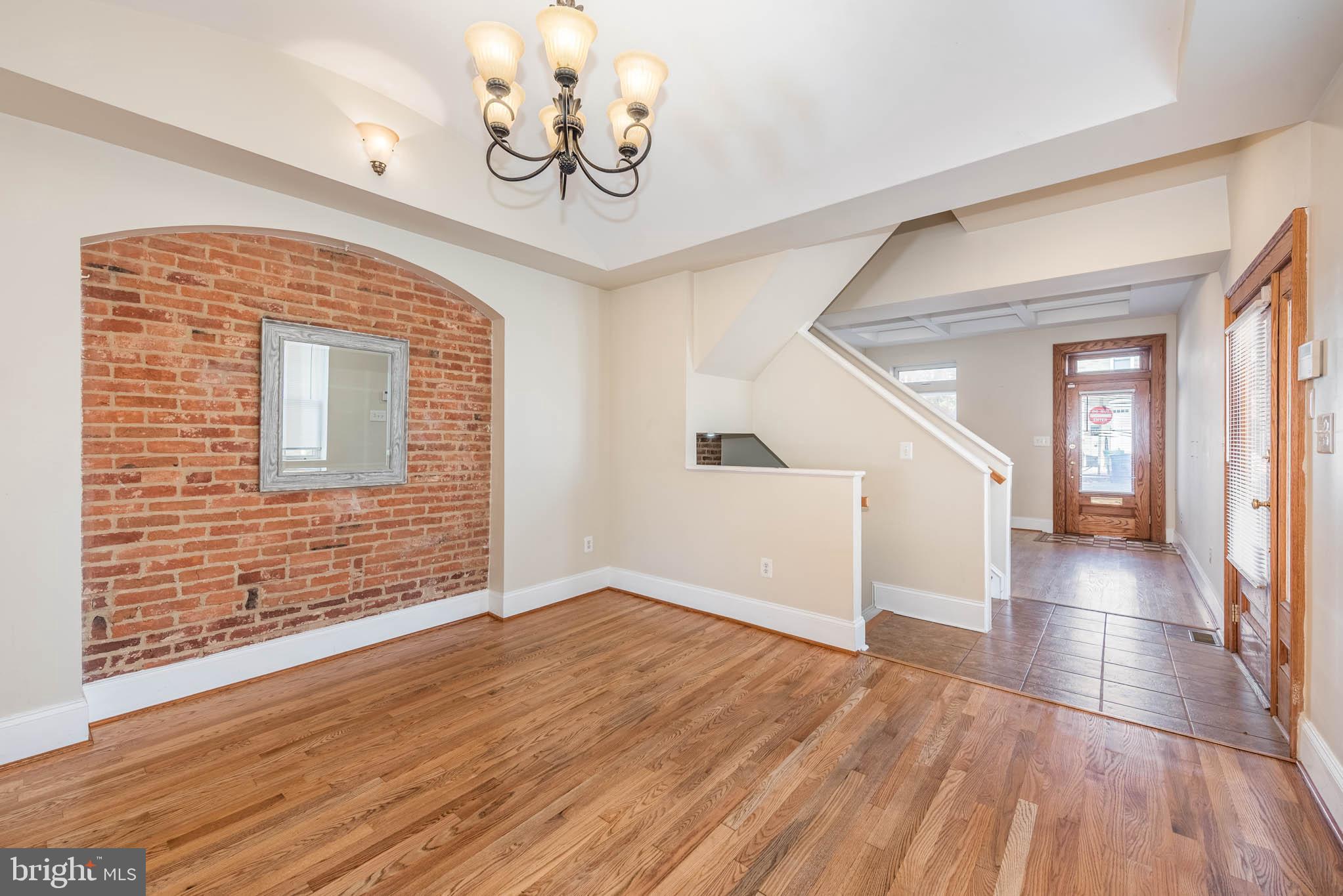 BUTCHERS HILL - Residential Lease