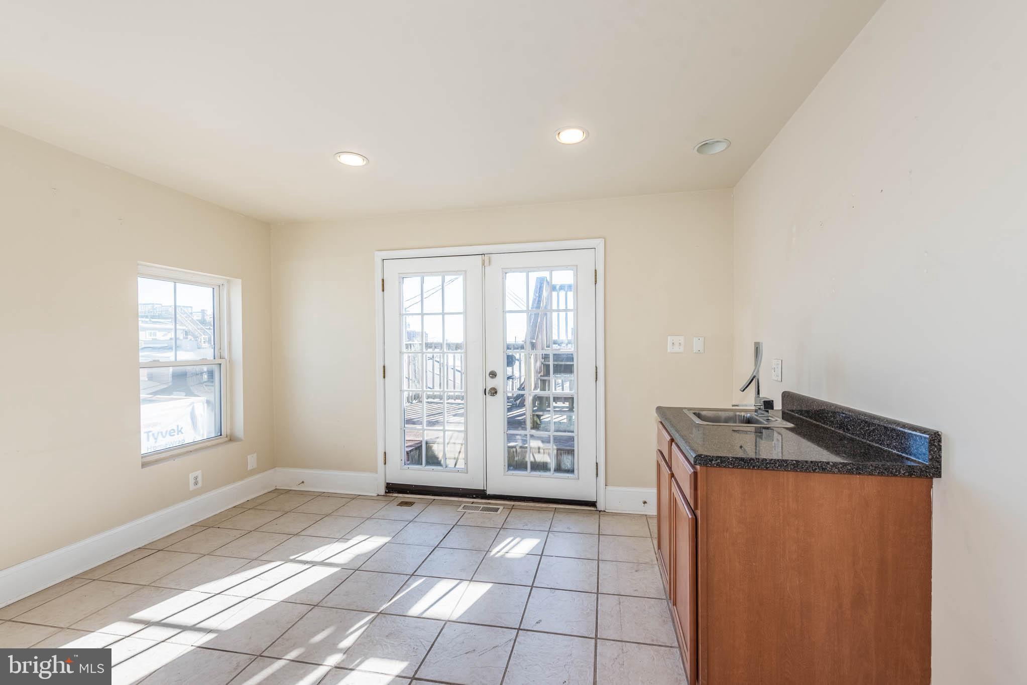 BUTCHERS HILL - Residential Lease